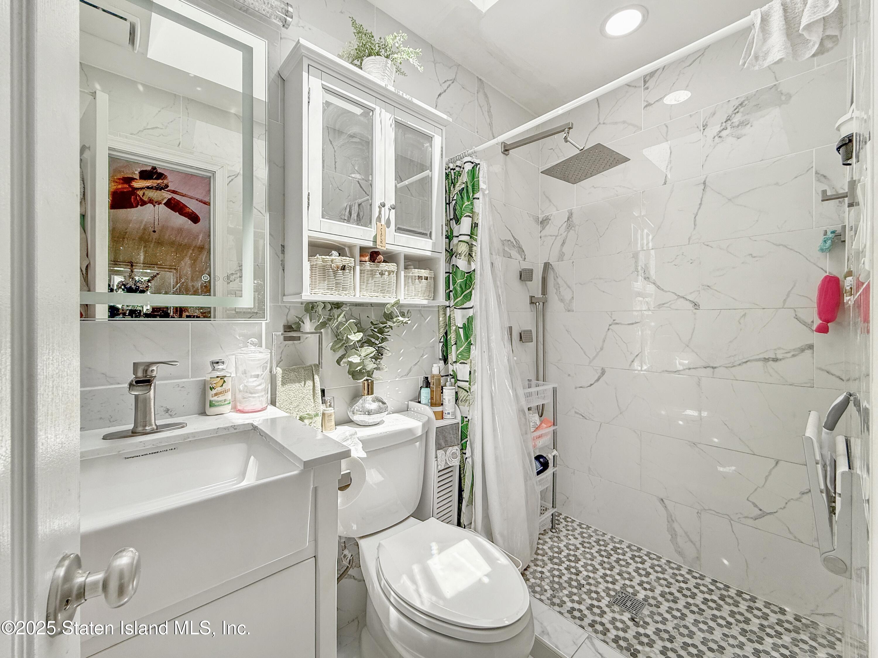 18 Lynbrook Court, Staten Island, NY, 10309 image 11