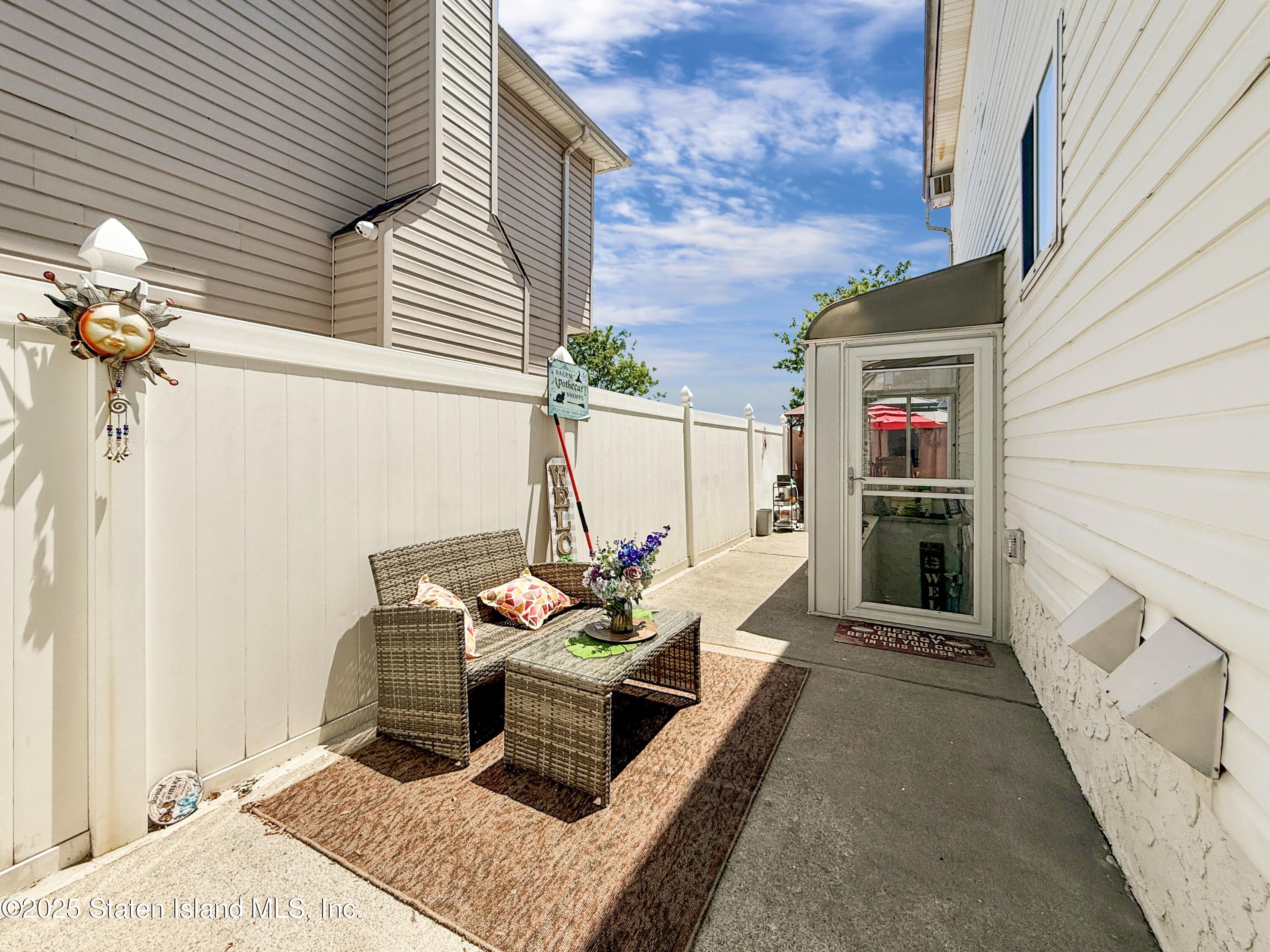 18 Lynbrook Court, Staten Island, NY, 10309 image 27