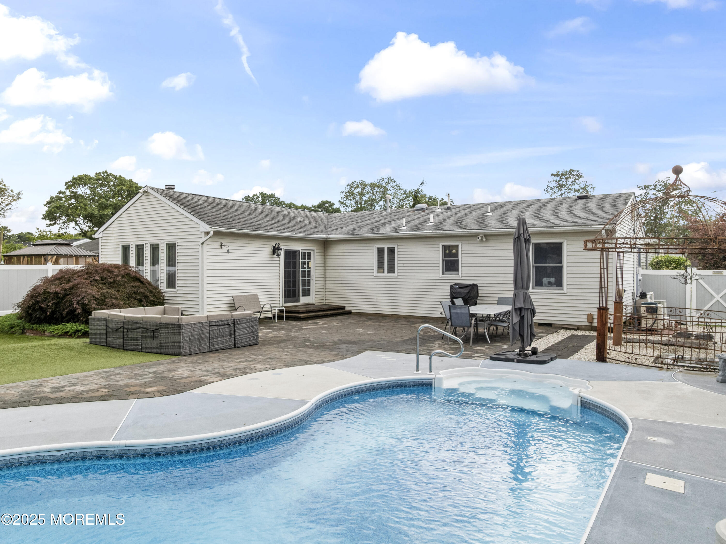 245 Oklahoma Drive Image 3