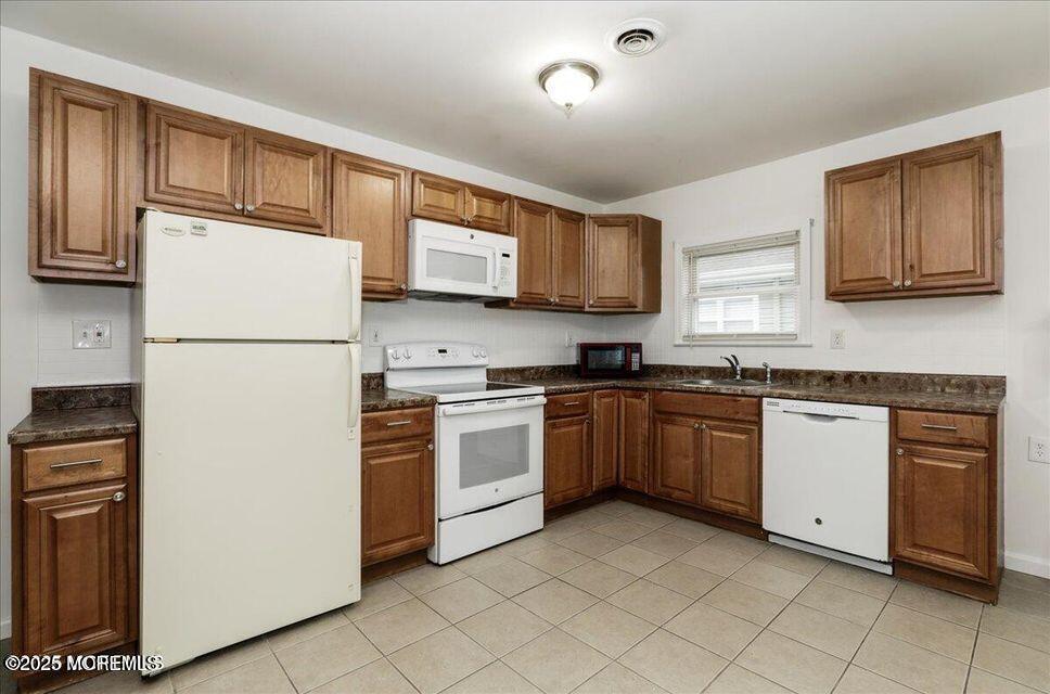 301 Barbados Drive Image 5