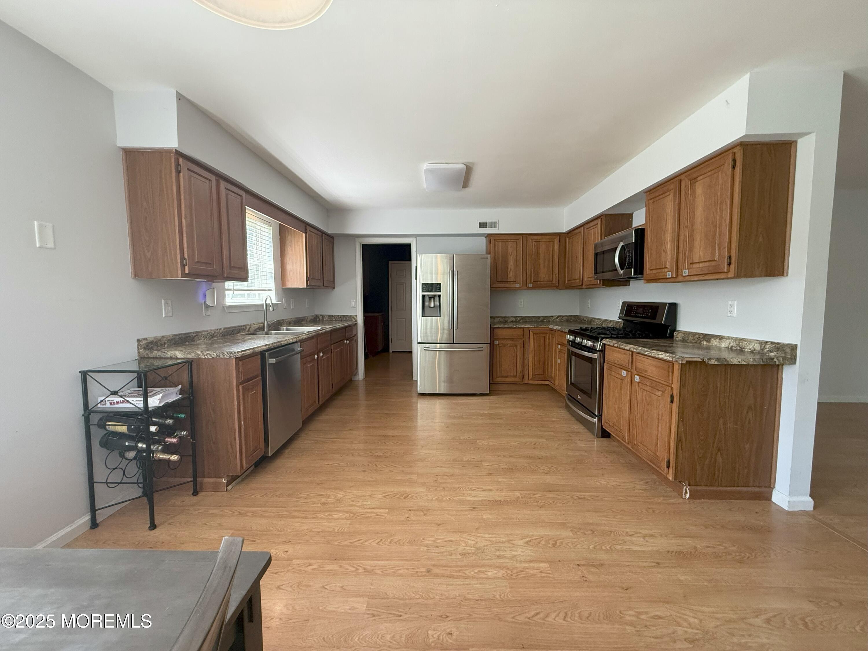 301 Colorado Trail Image 3
