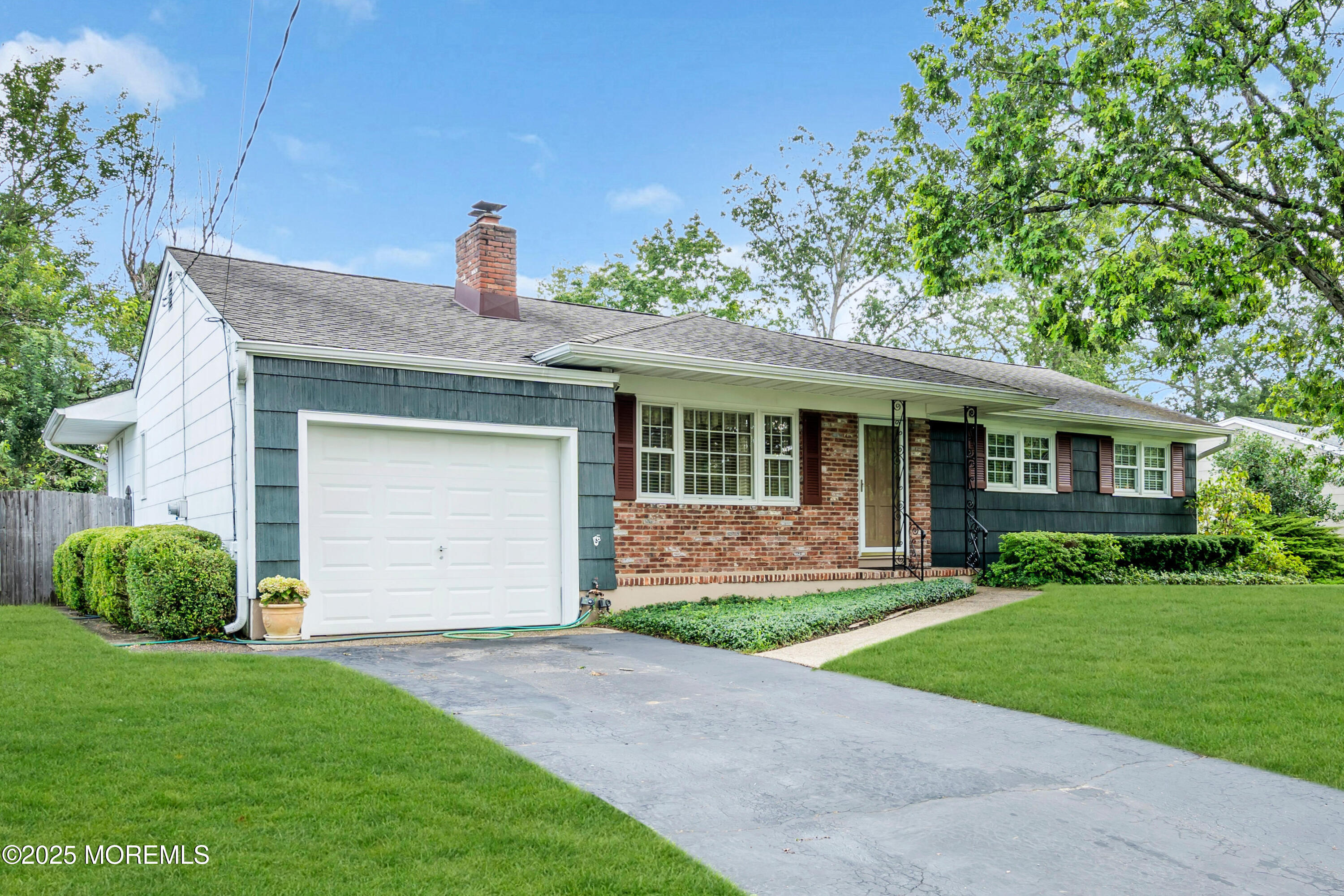 44 Williamsburg Drive, Toms River, NJ, 08755