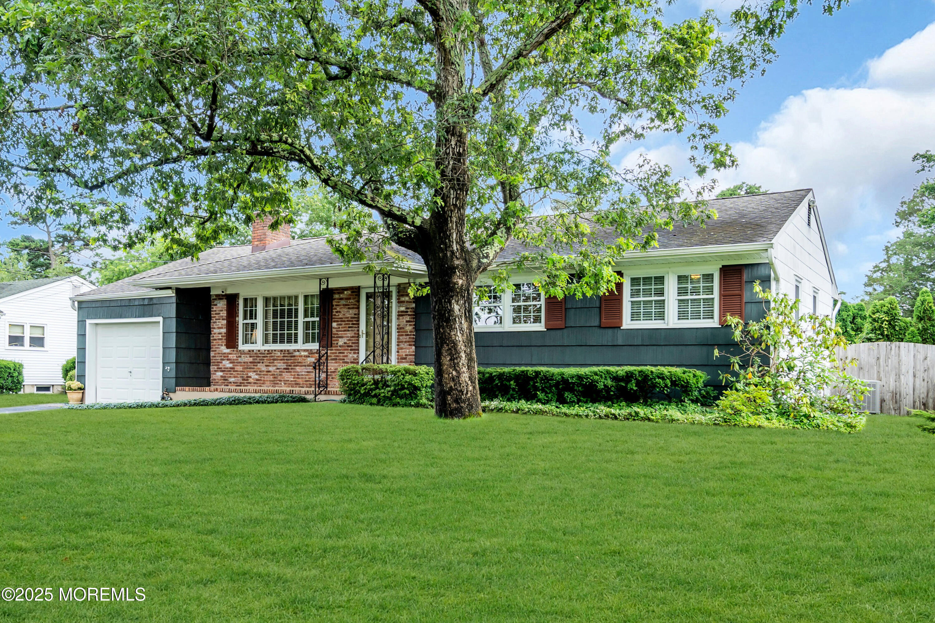 44 Williamsburg Drive Image 3