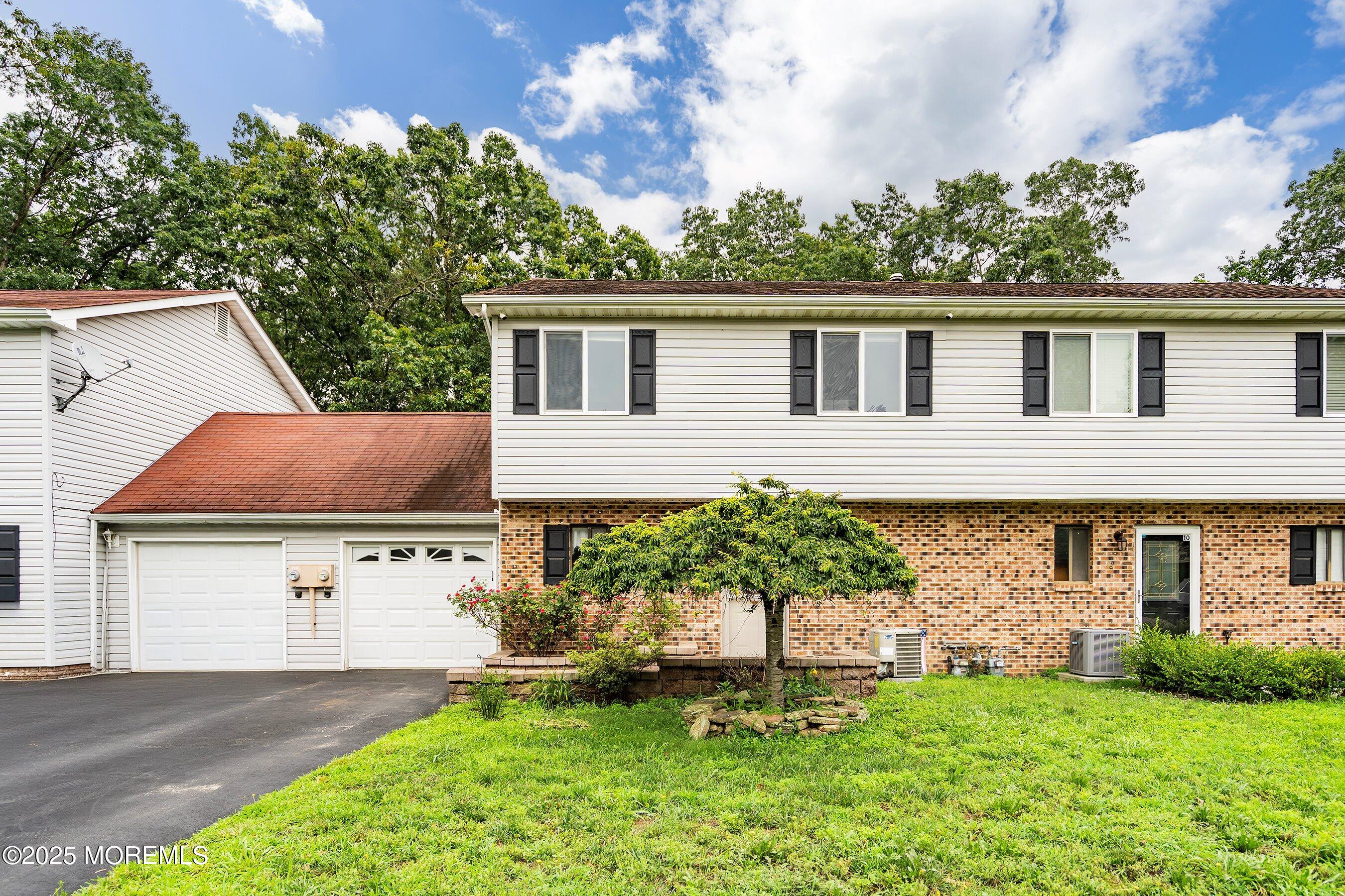 11 Desiree Court, Howell, NJ, 07731