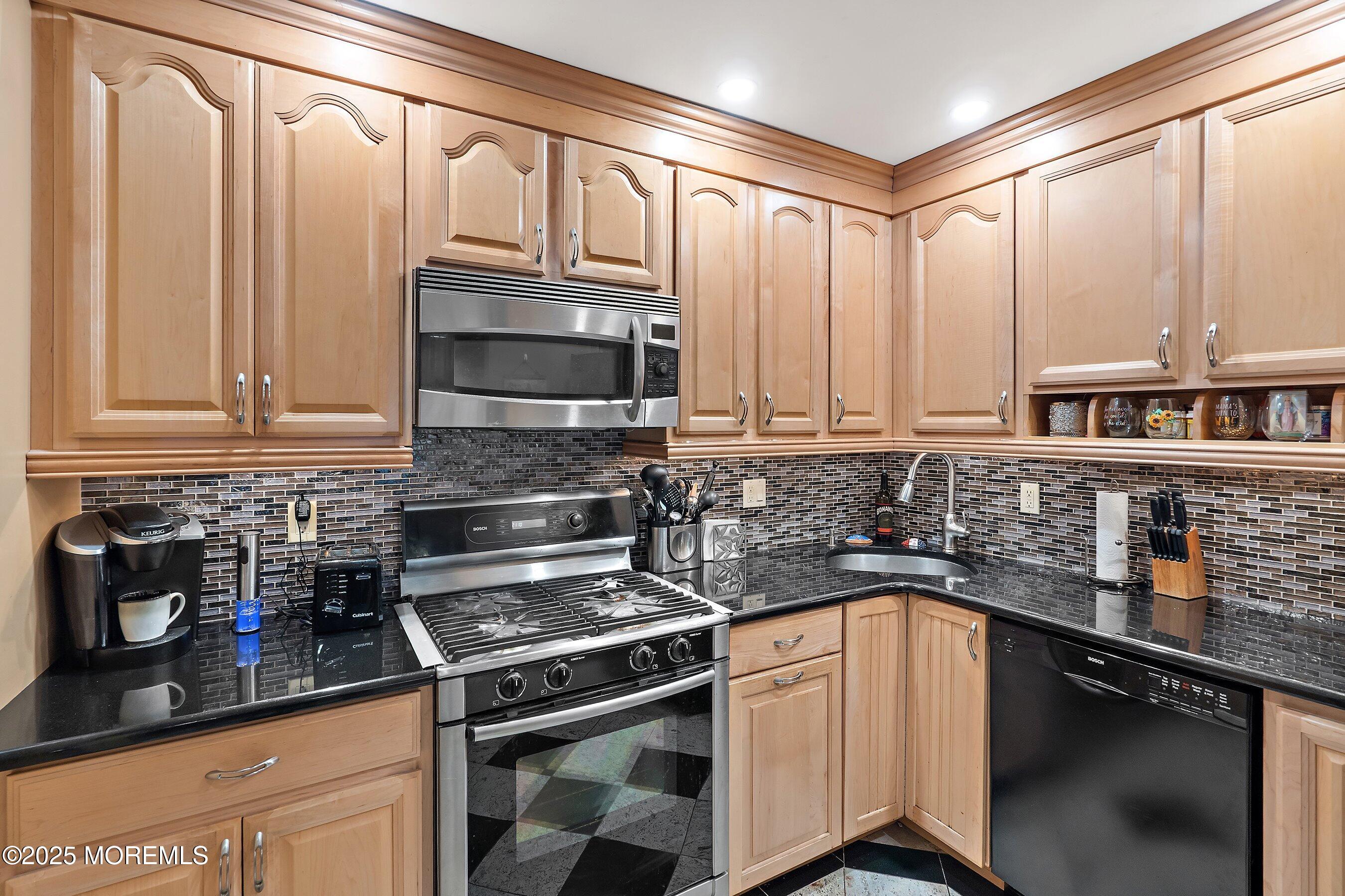 11 Desiree Court, Howell, NJ, 07731 image 7