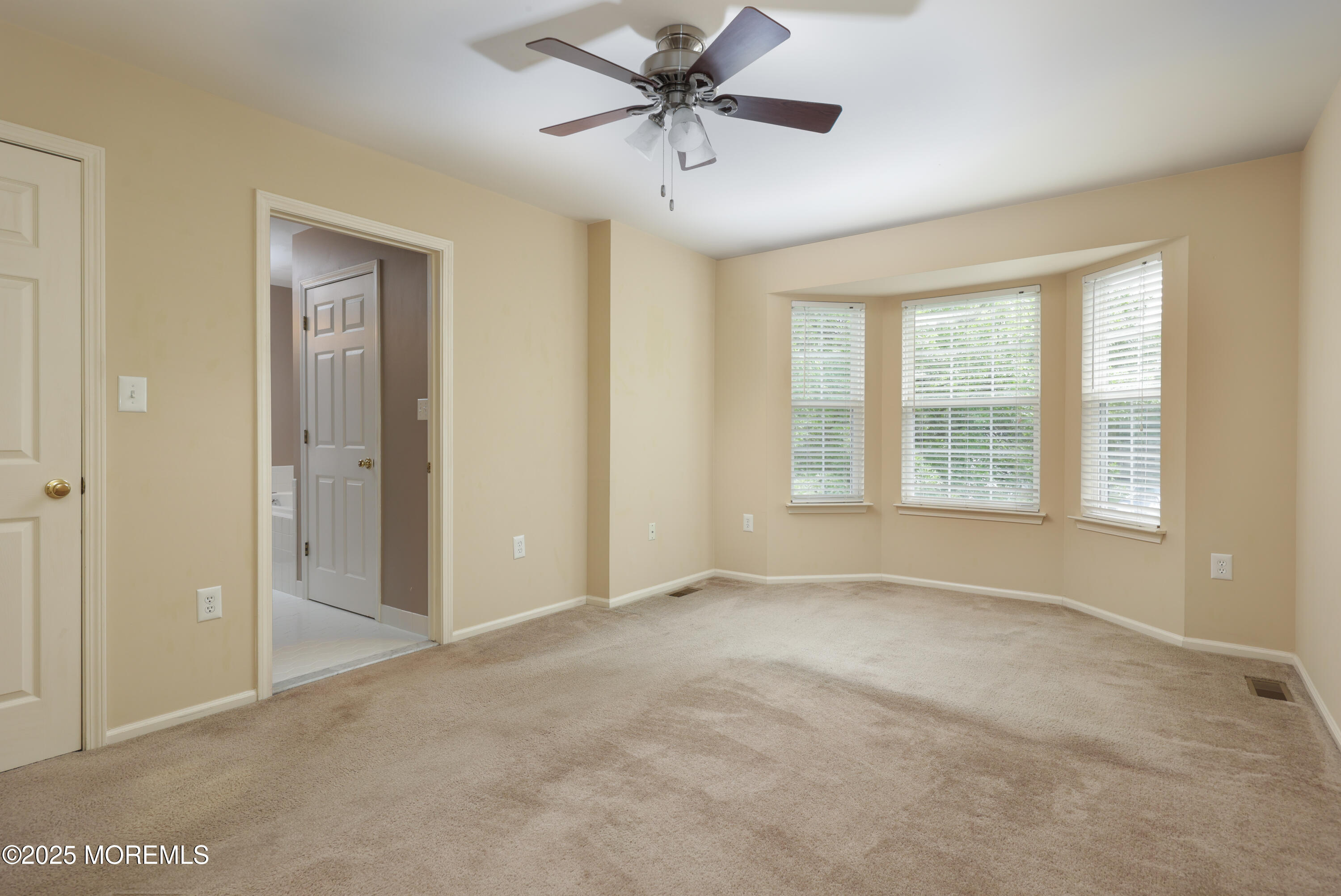 52 Picket Place 1000, Freehold, NJ, 07728 image 24