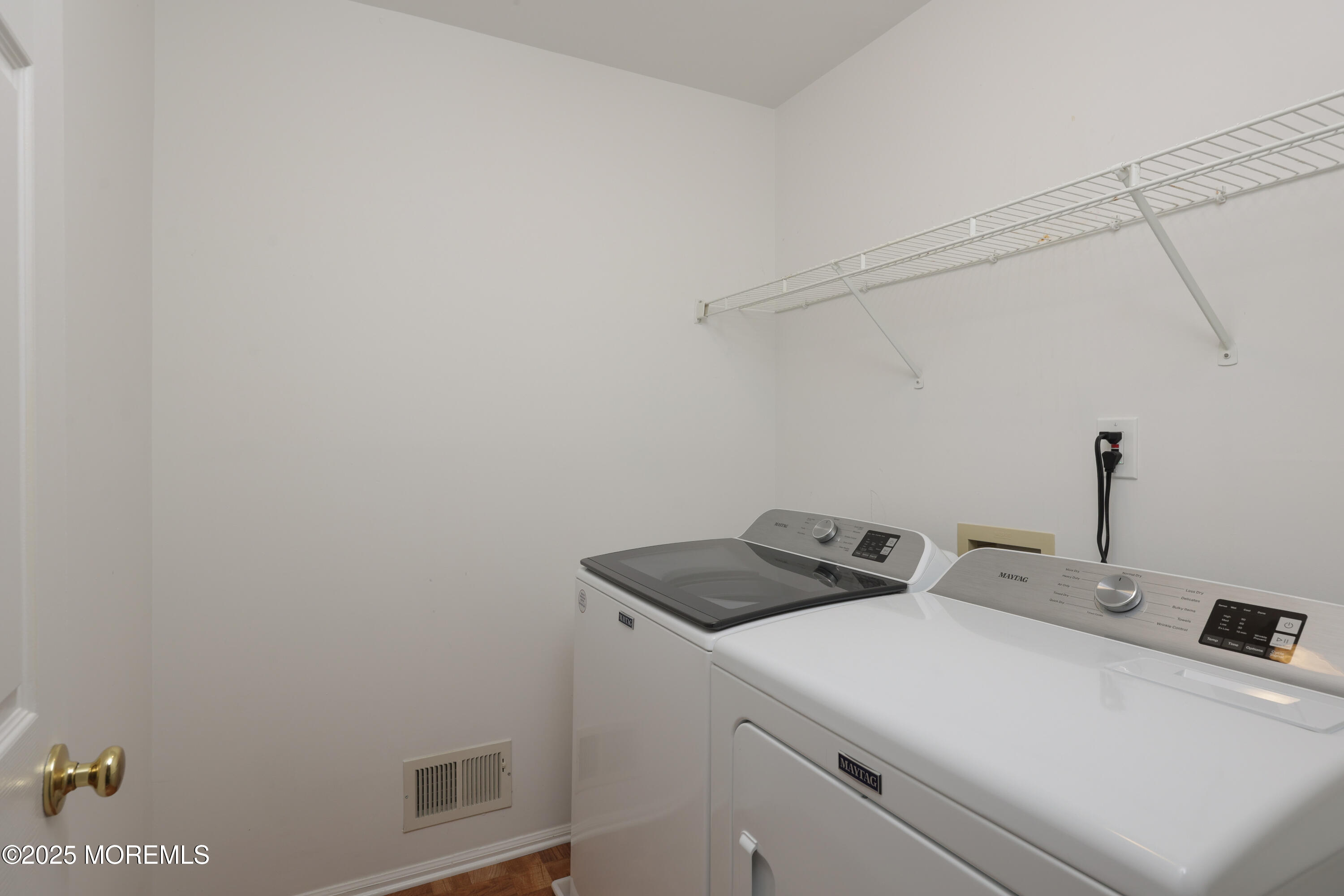 52 Picket Place 1000, Freehold, NJ, 07728 image 27