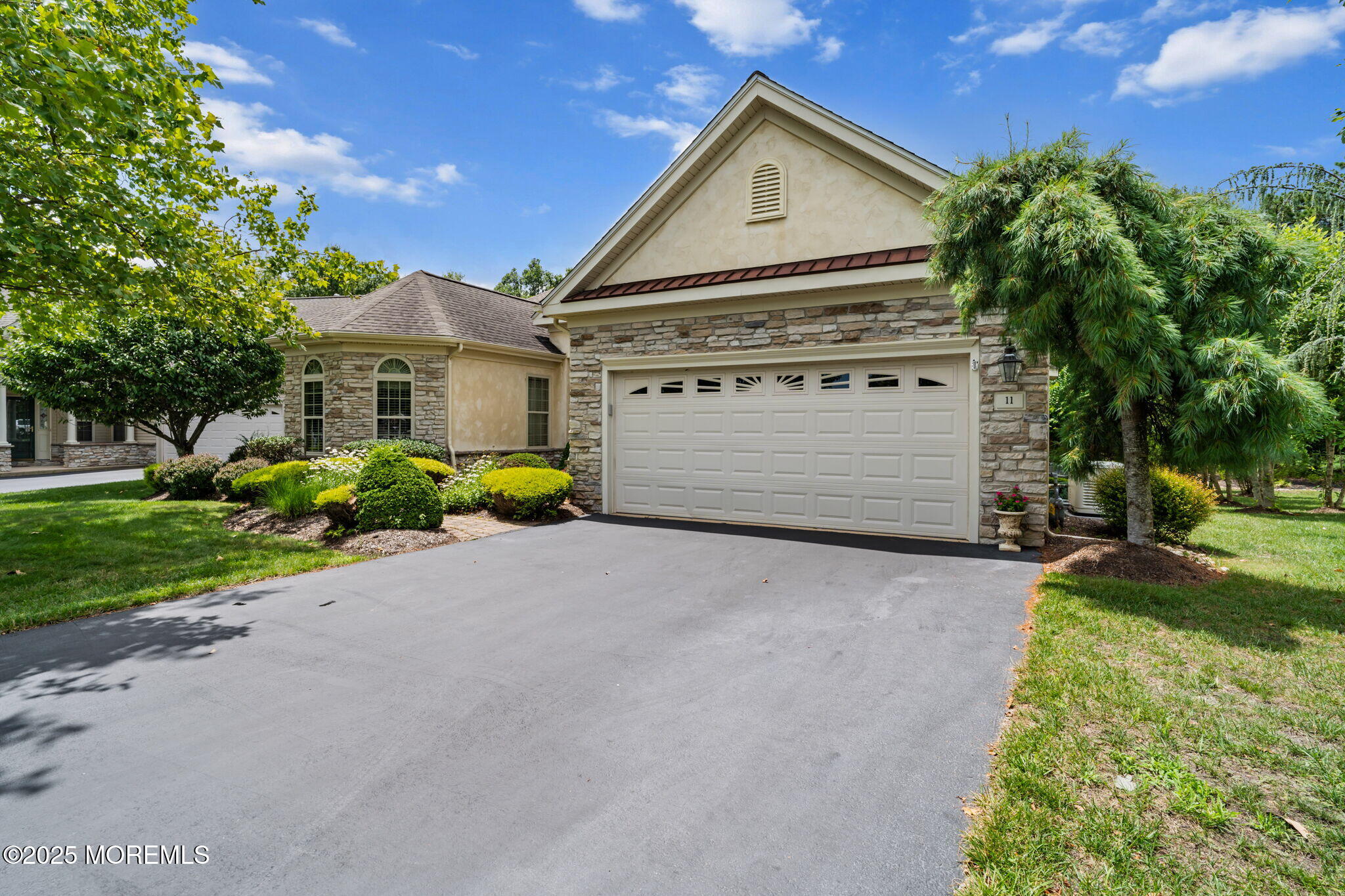11 Sanibel Lane Image 3