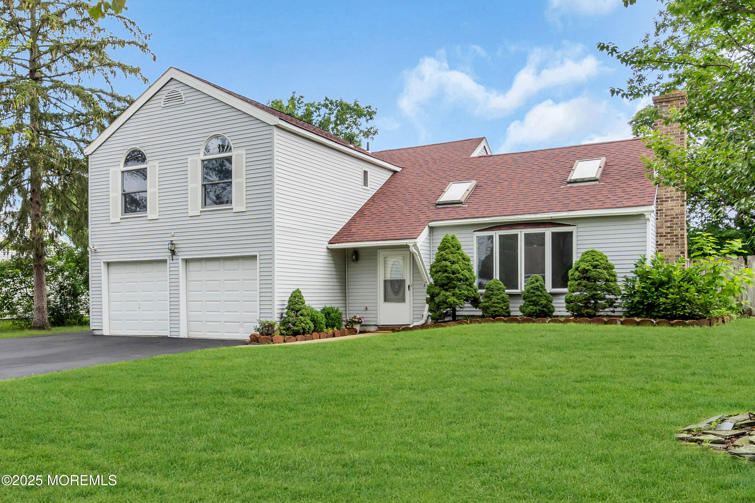 865 Peppertree Drive Image 3