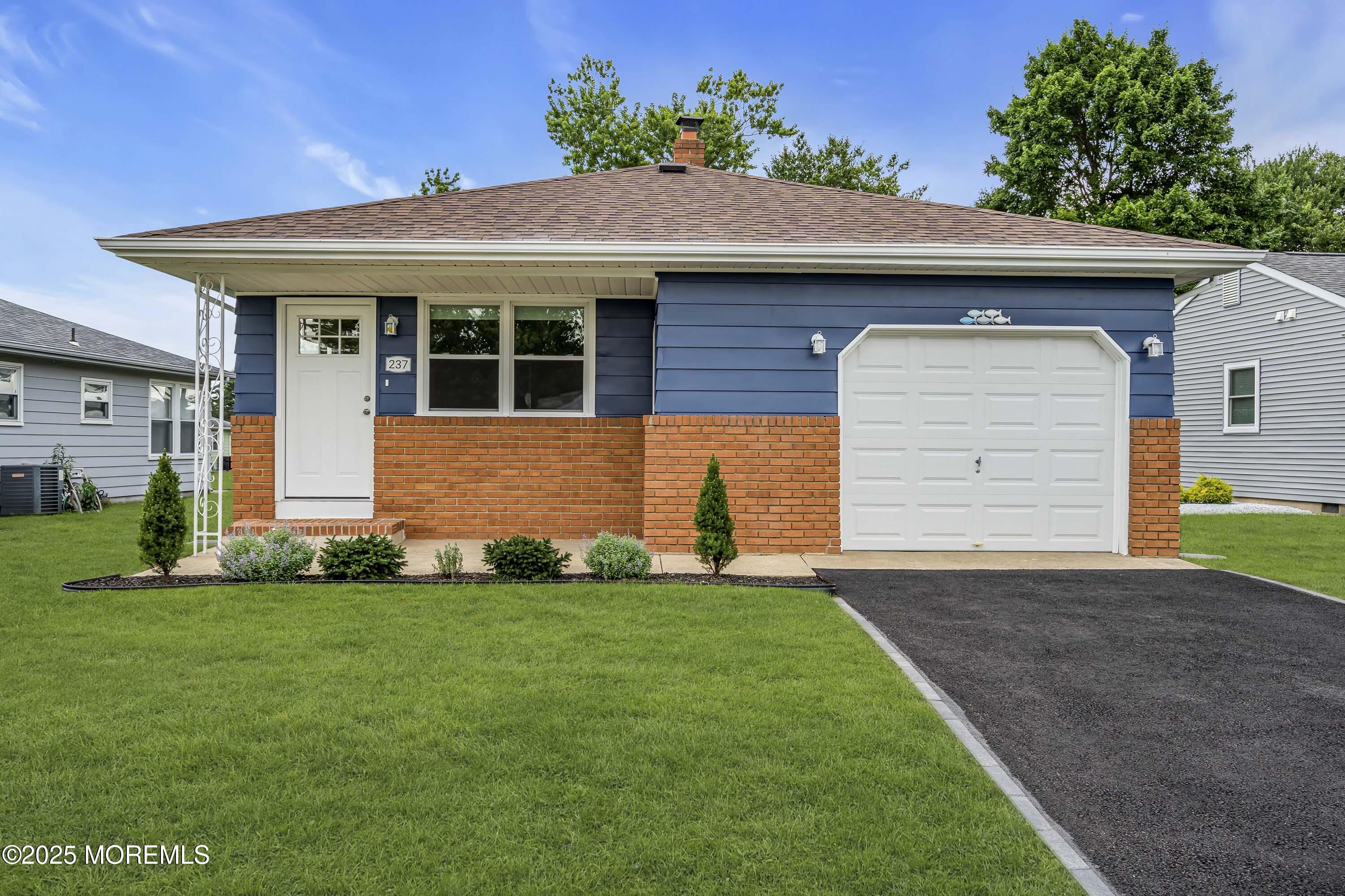 237 Harrington Drive Image 2