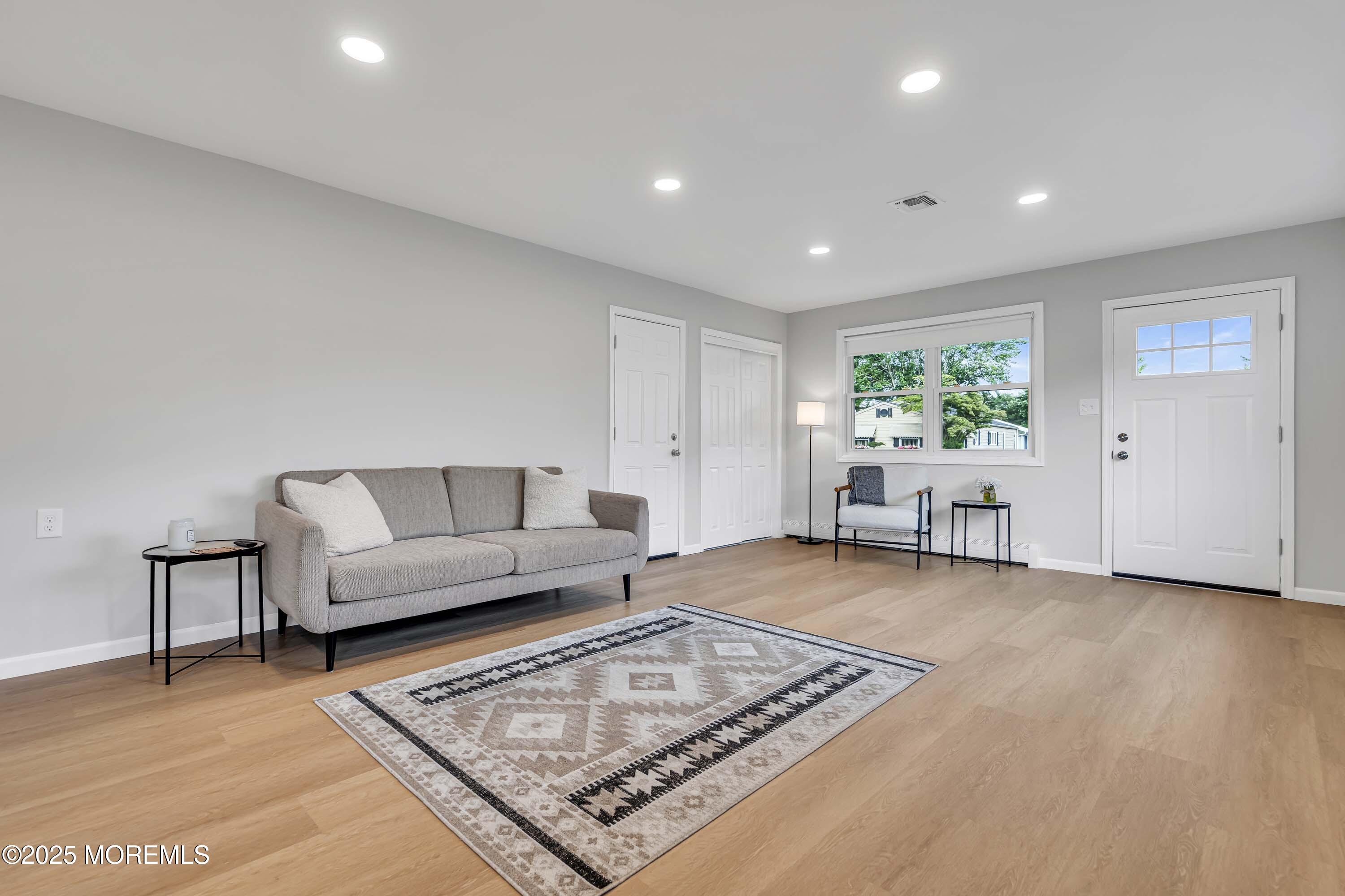 237 Harrington Drive Image 4