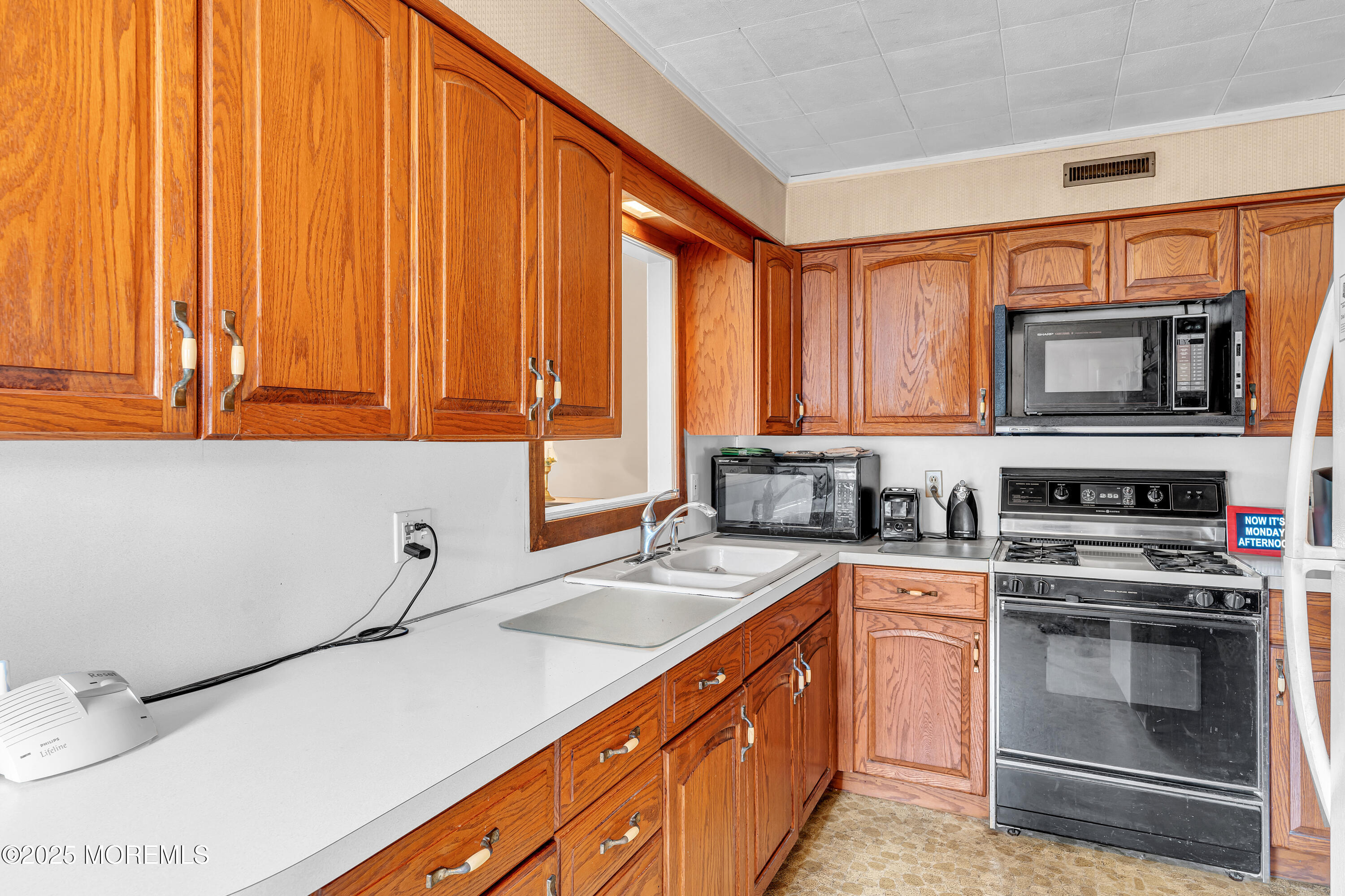 26 Kenwood Terrace, Hamilton, NJ, 08610 image 42