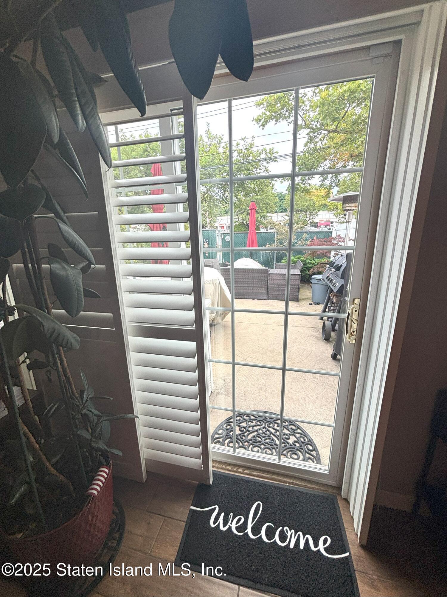 73 Hampton Green, Staten Island, NY, 10312 image 10