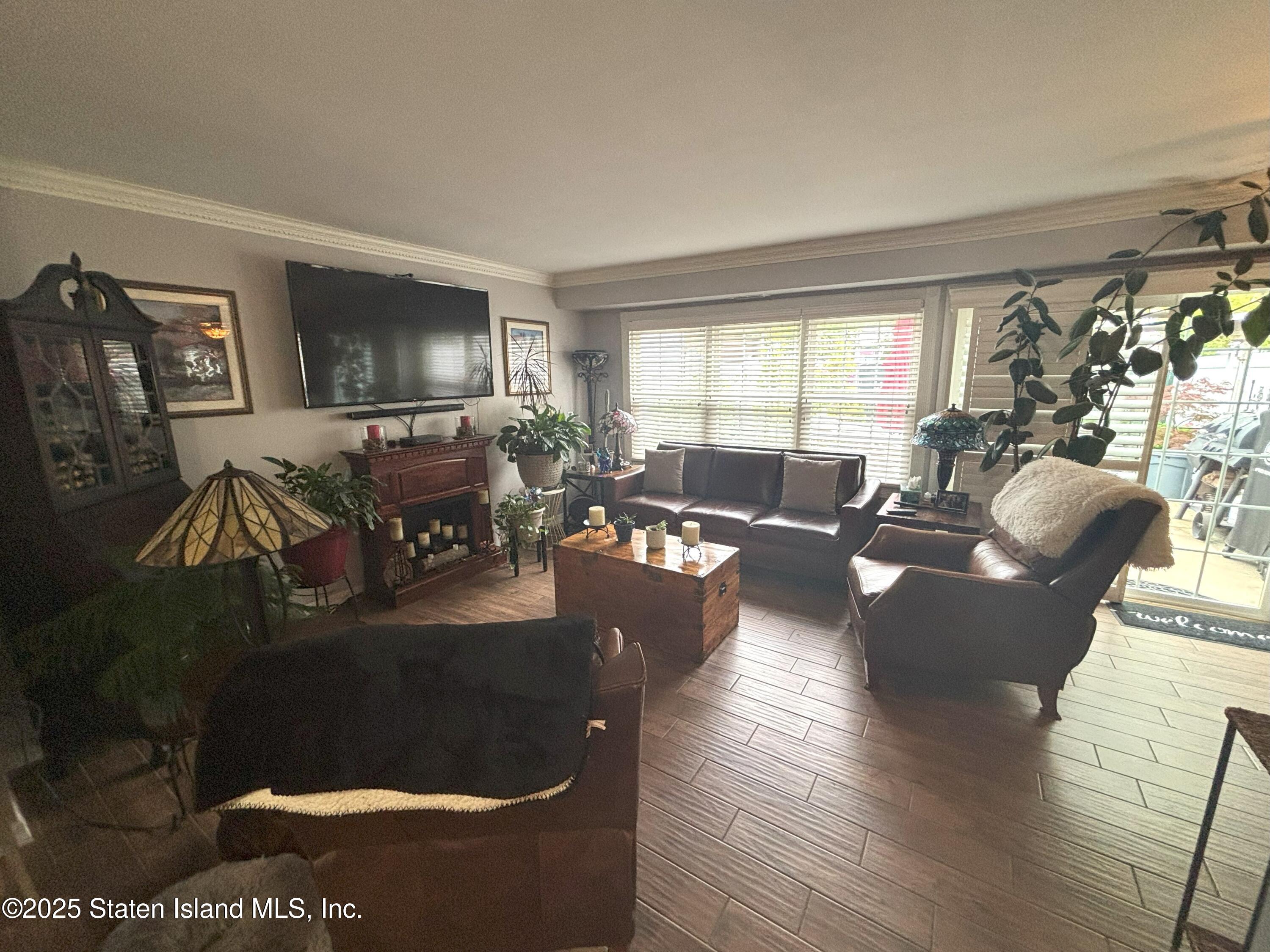 73 Hampton Green, Staten Island, NY, 10312 image 18