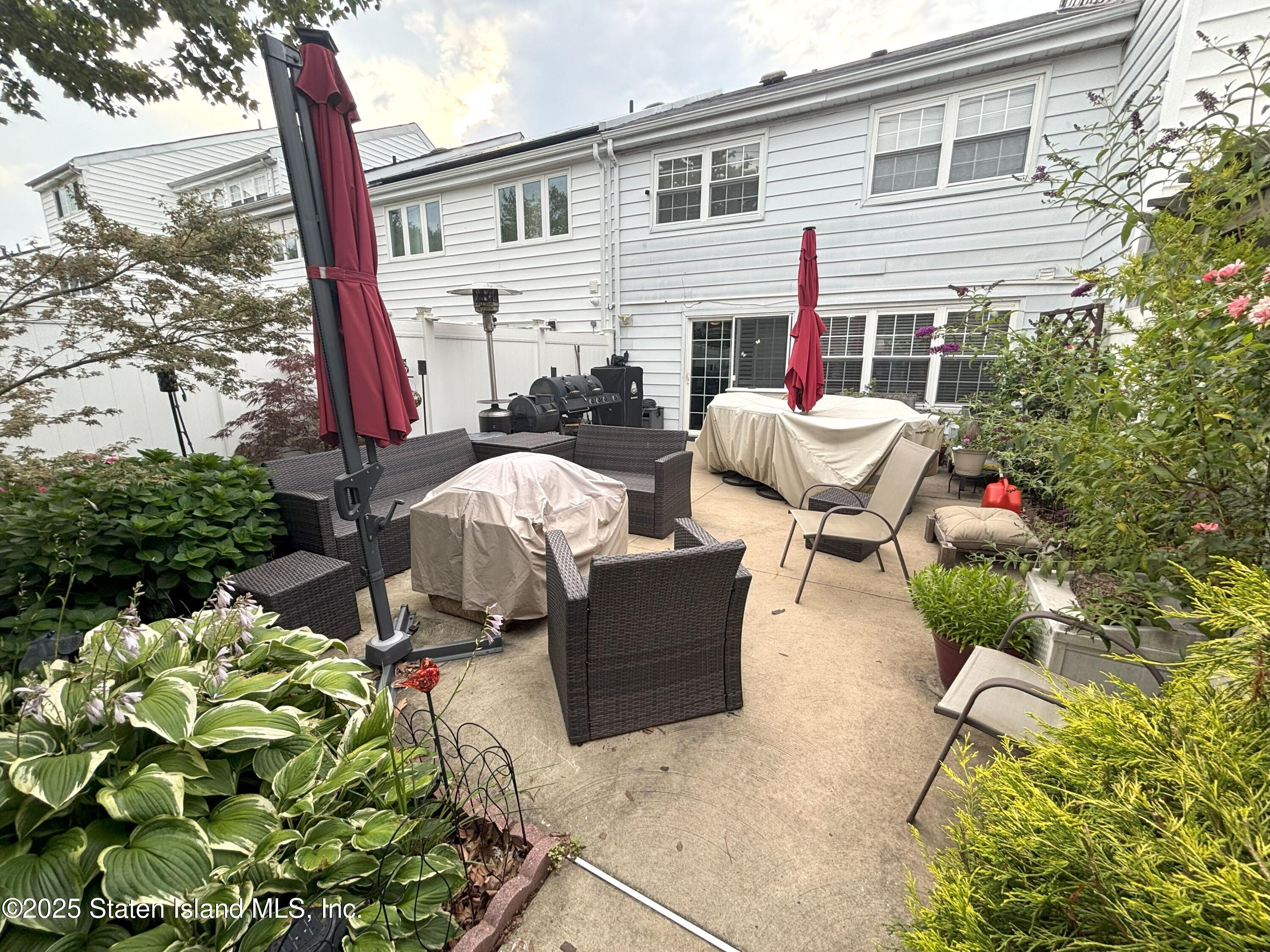 73 Hampton Green, Staten Island, NY, 10312 image 14