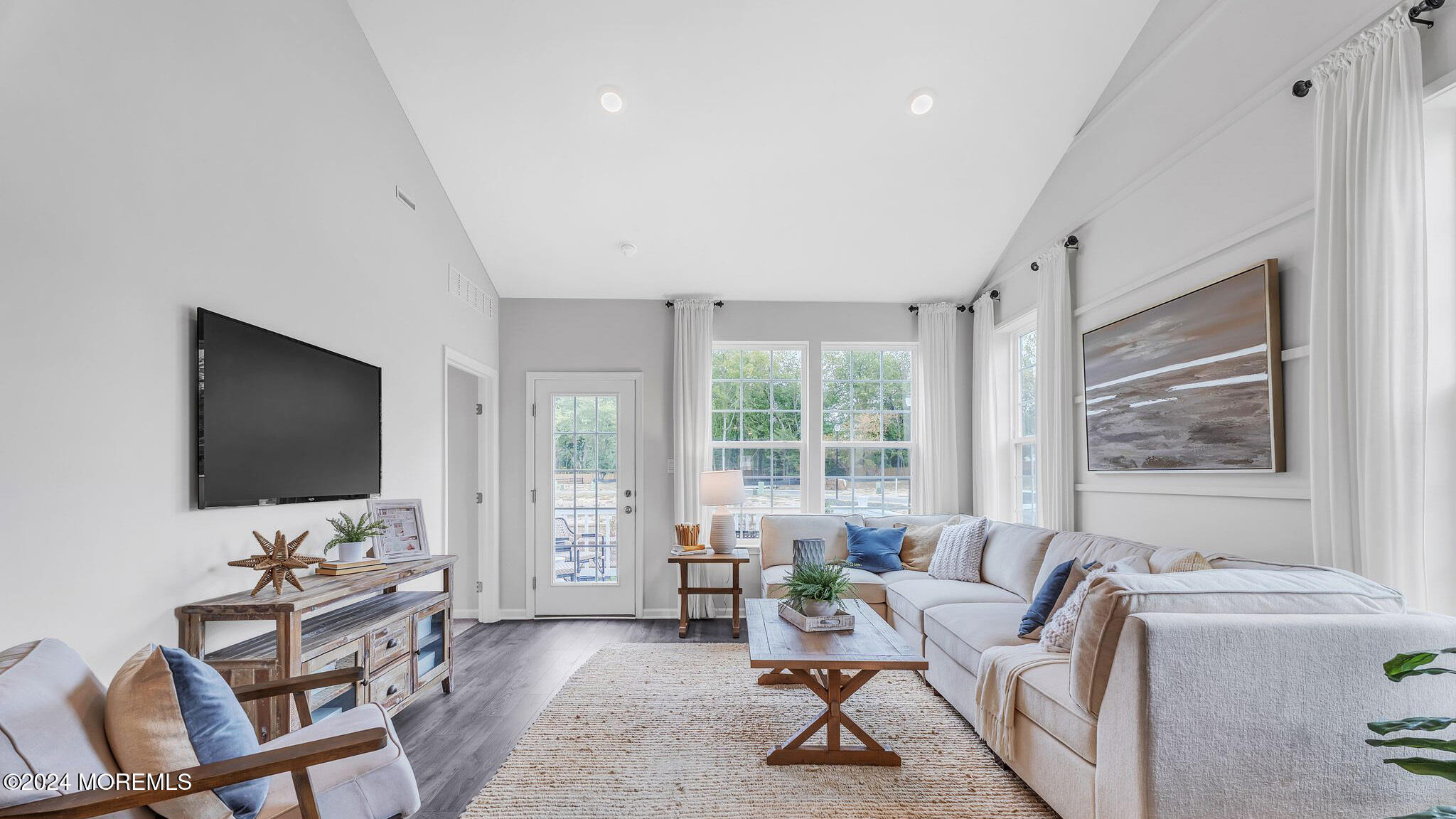 29 Victoria Gardens Square, Neptune Township, NJ, 07753 image 13