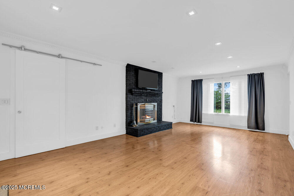 16 Redfern Road Image 4