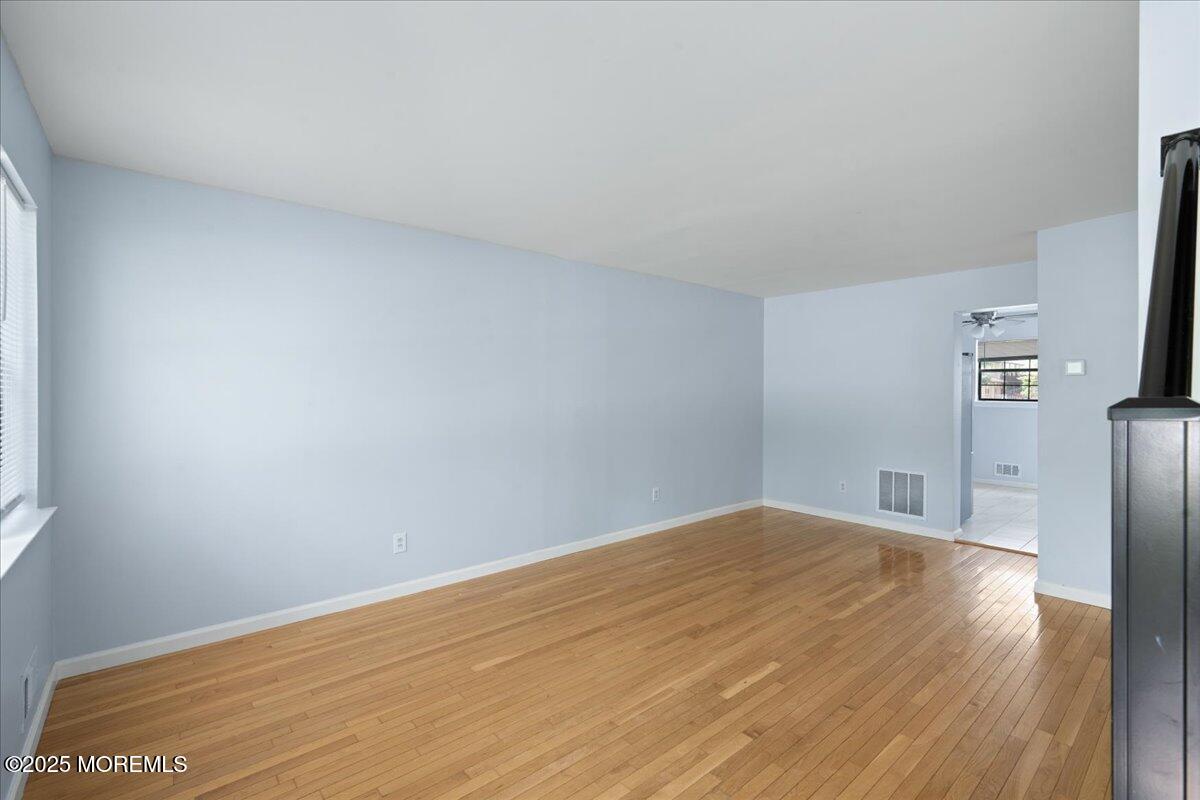 1016 Tammy Court D Image 4