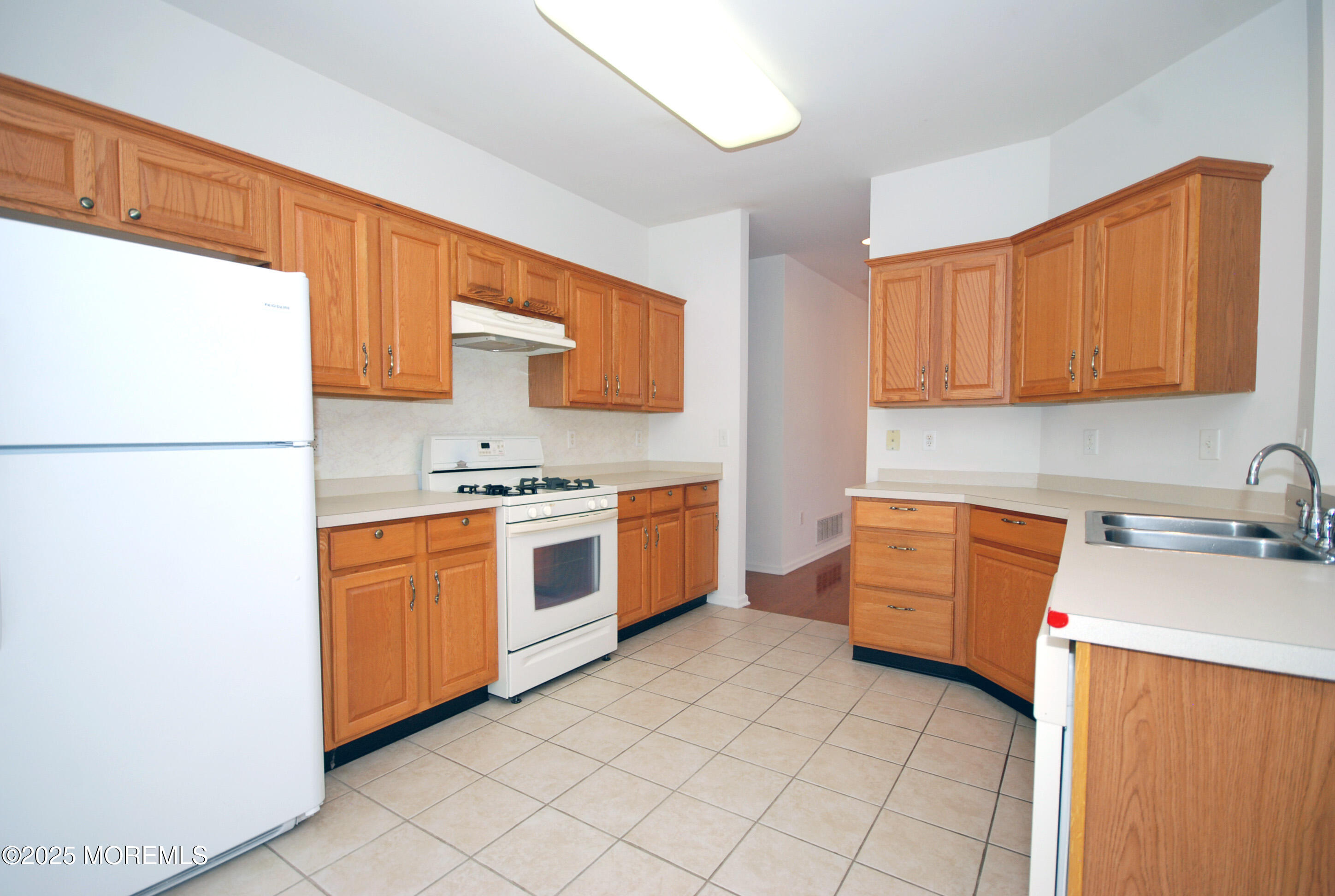 66 Minuteman Circle, Allentown, NJ, 08501 image 12