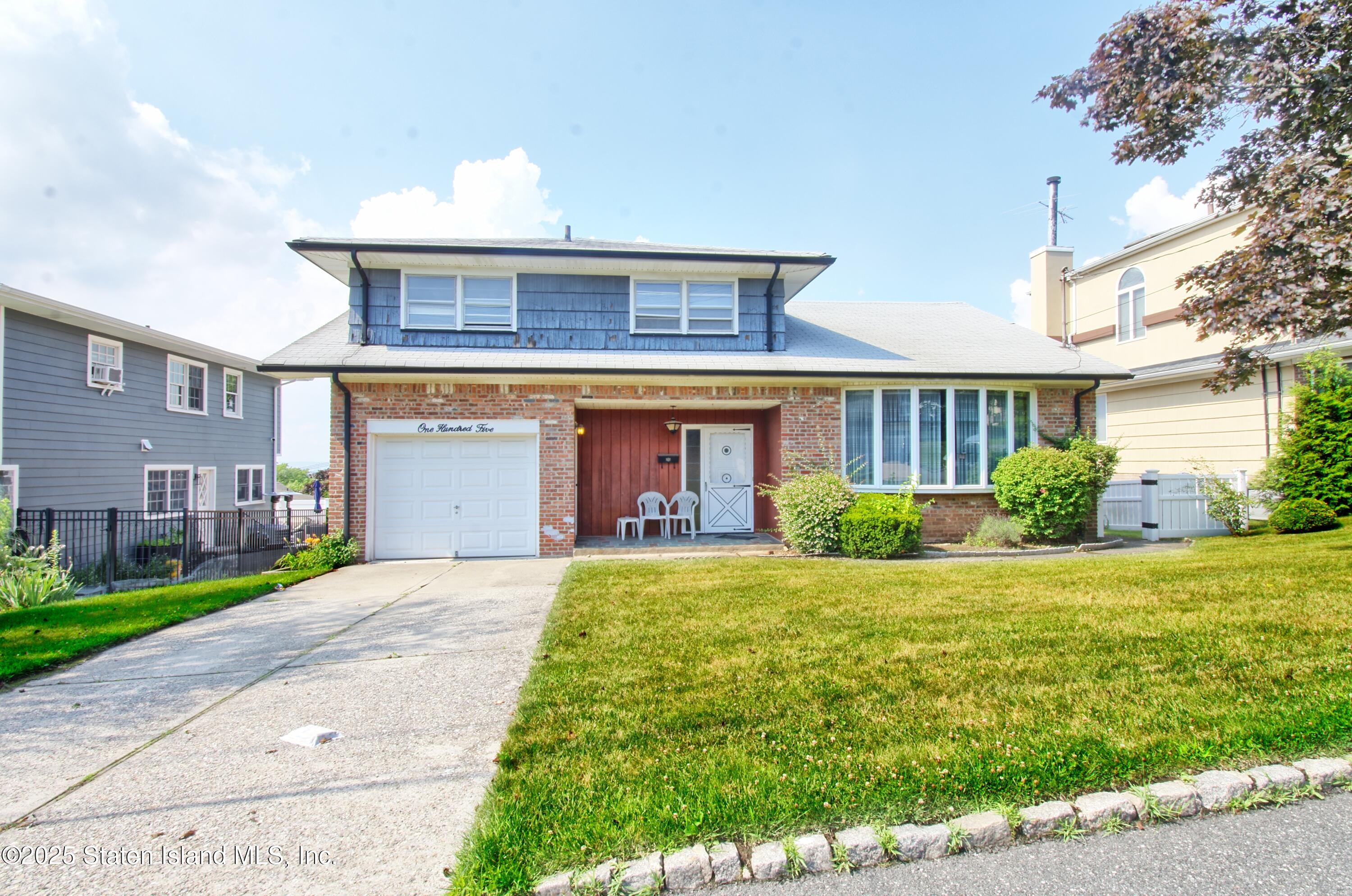 105 Marshall Avenue, Staten Island, NY, 10314