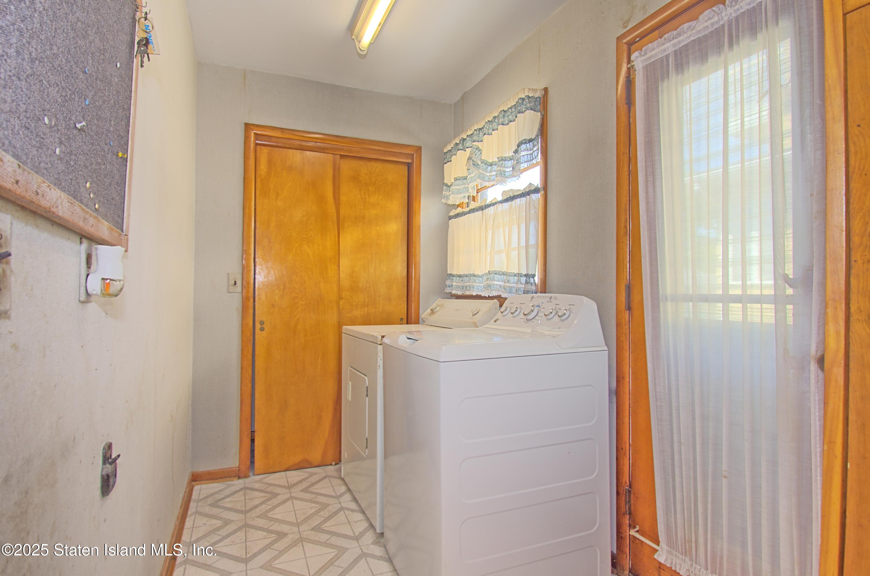 105 Marshall Avenue, Staten Island, NY, 10314 image 12
