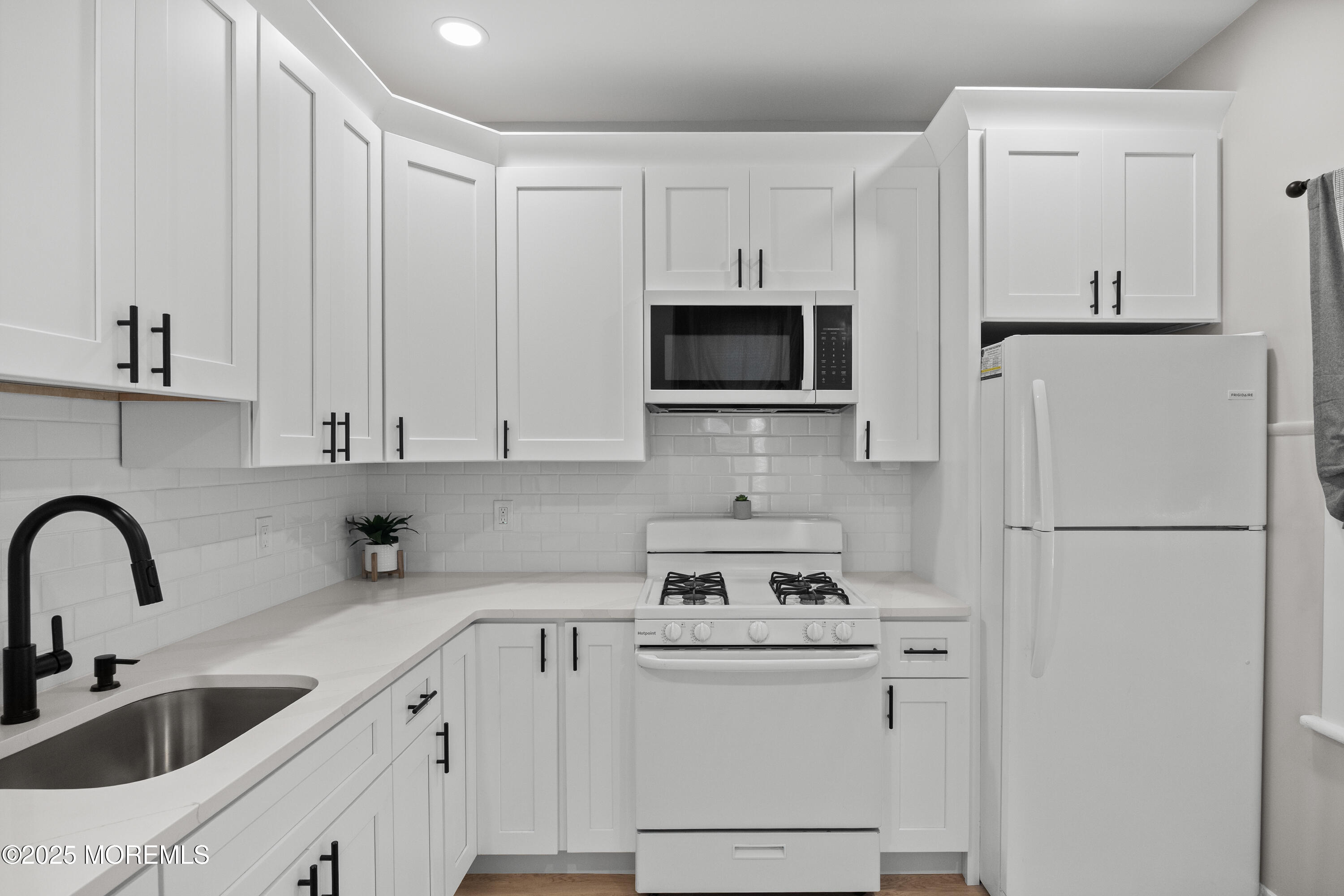 149 7th Avenue Image 5