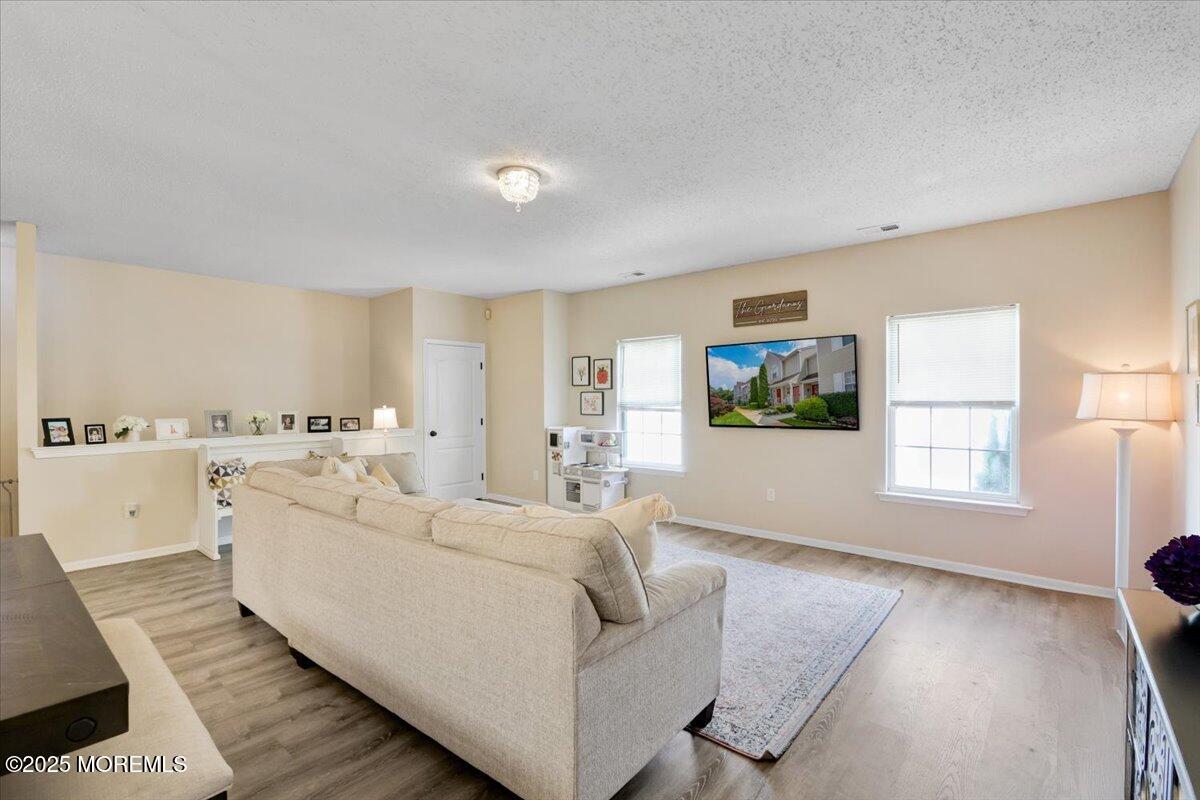 4504 Pepperidge Court Image 5