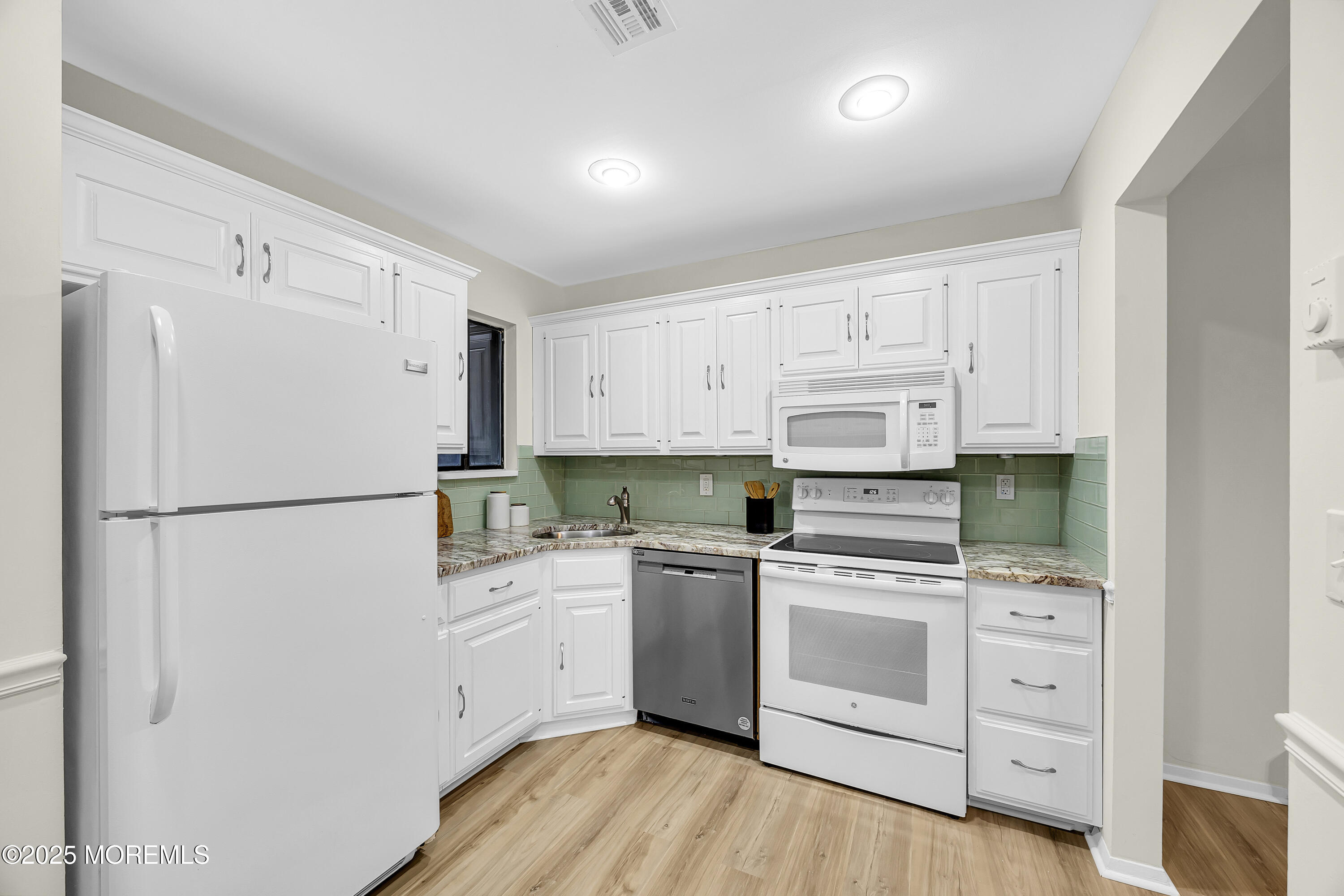 31 Claremont Court, Red Bank, NJ, 07701 image 11
