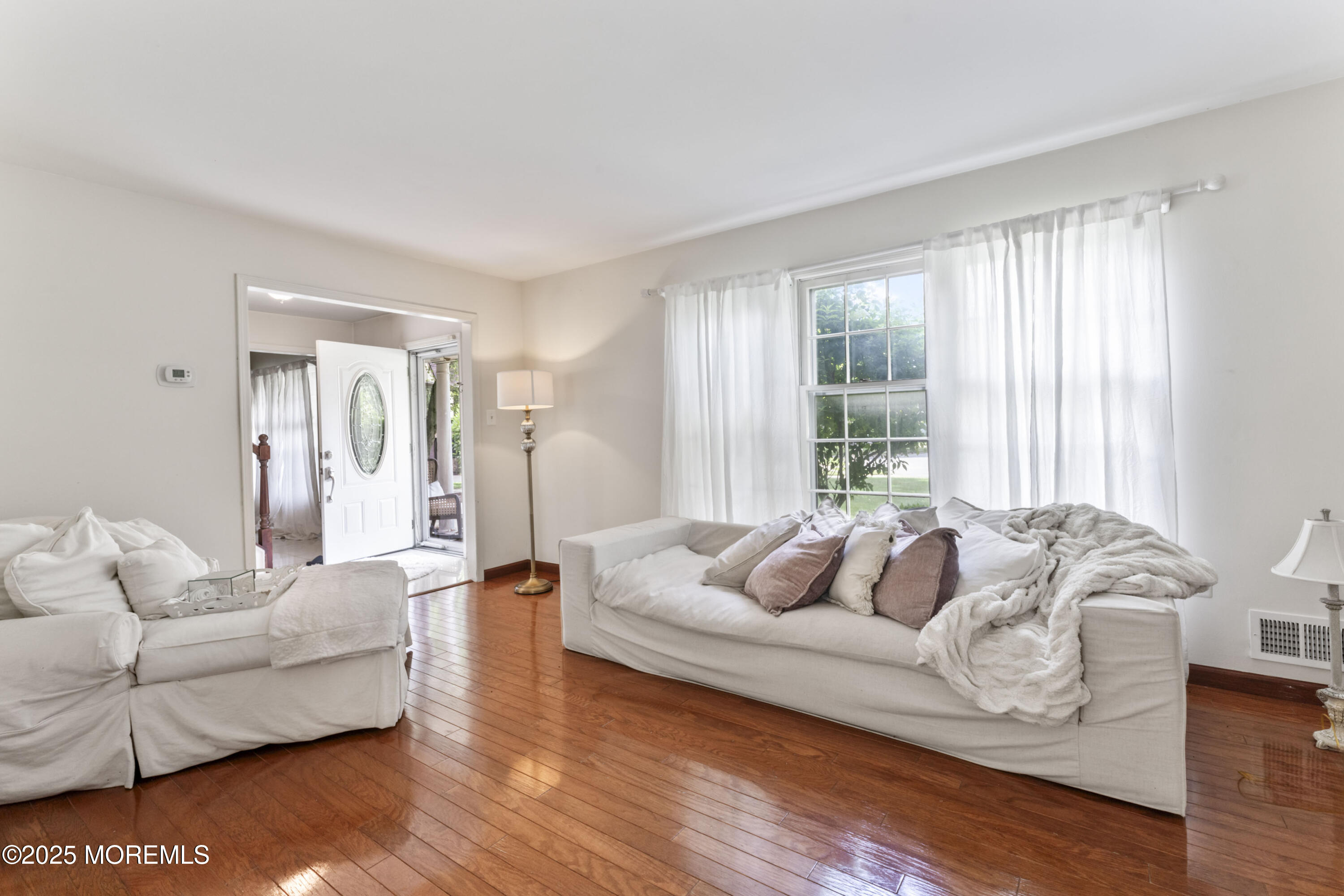 25 Constitution Court, Manalapan, NJ, 07726 image 6