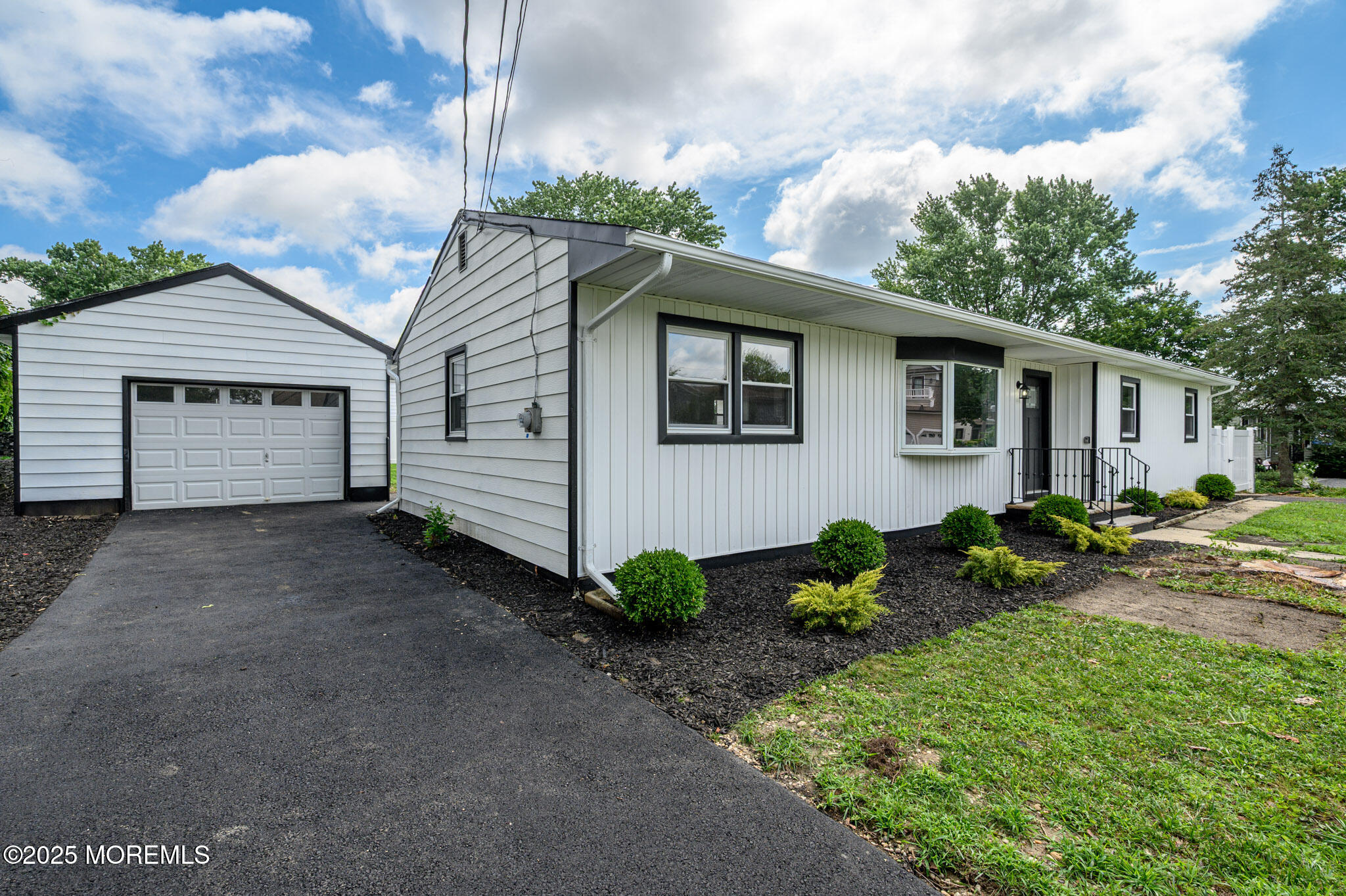 2814 Pierce Street Image 2