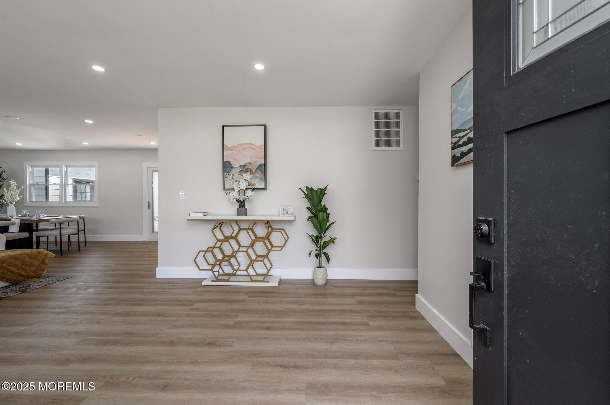 2814 Pierce Street Image 4