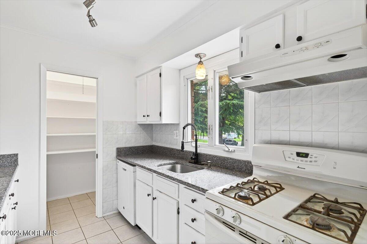 428 Laurel Brook Drive 1704, Brick, NJ, 08724 image 13