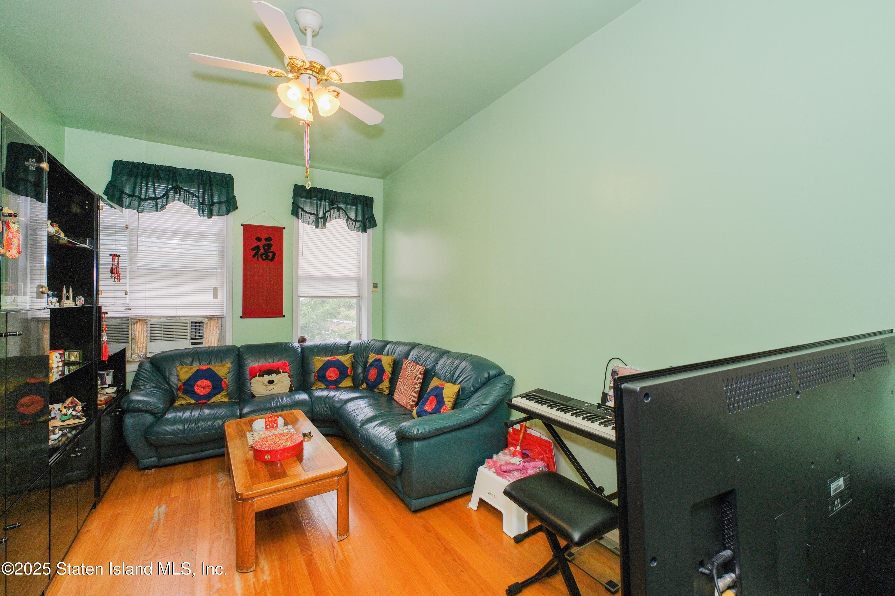 1972 64th Street Image 3