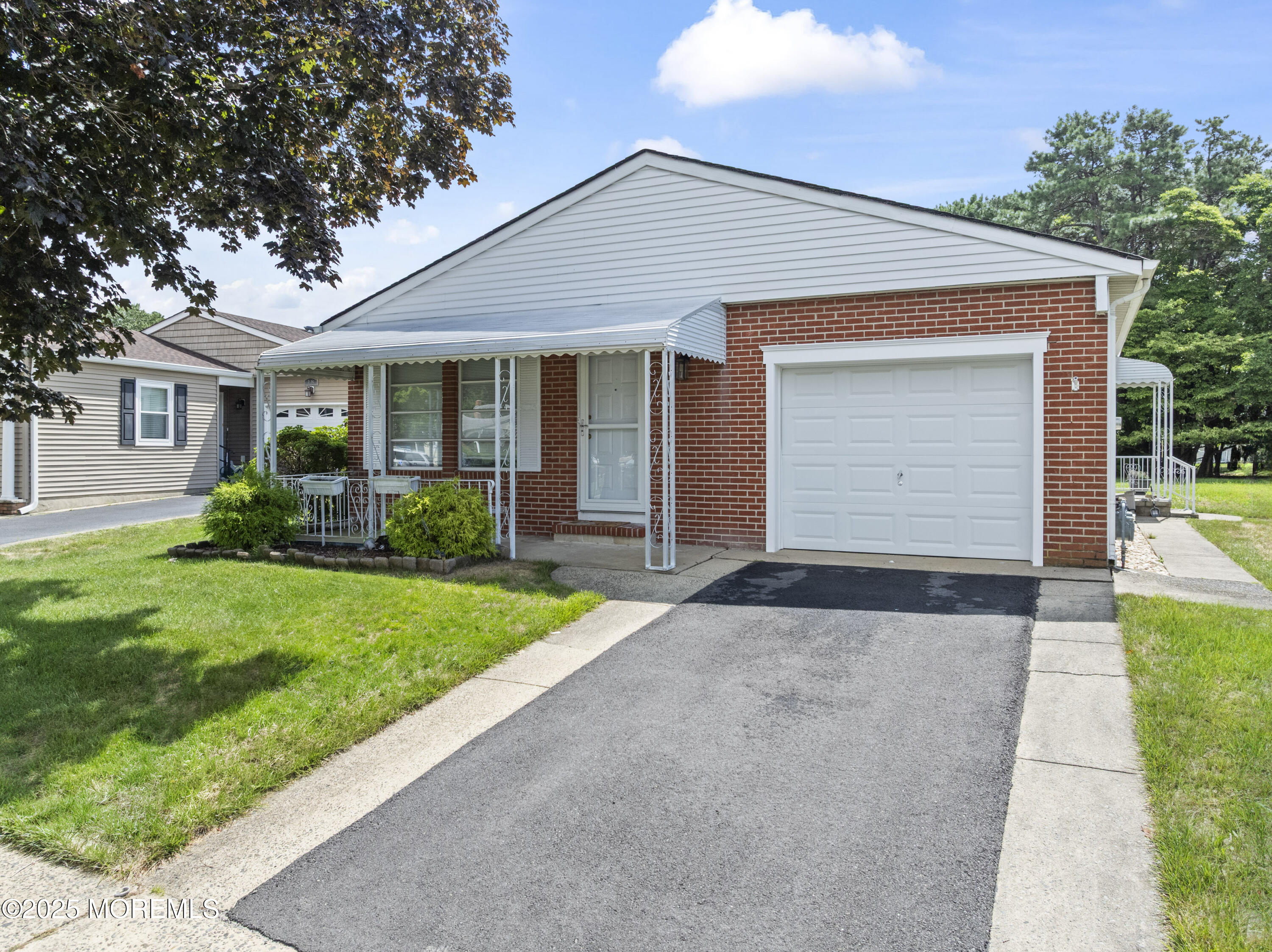 20 Innsbruck Drive, Toms River, NJ, 08757