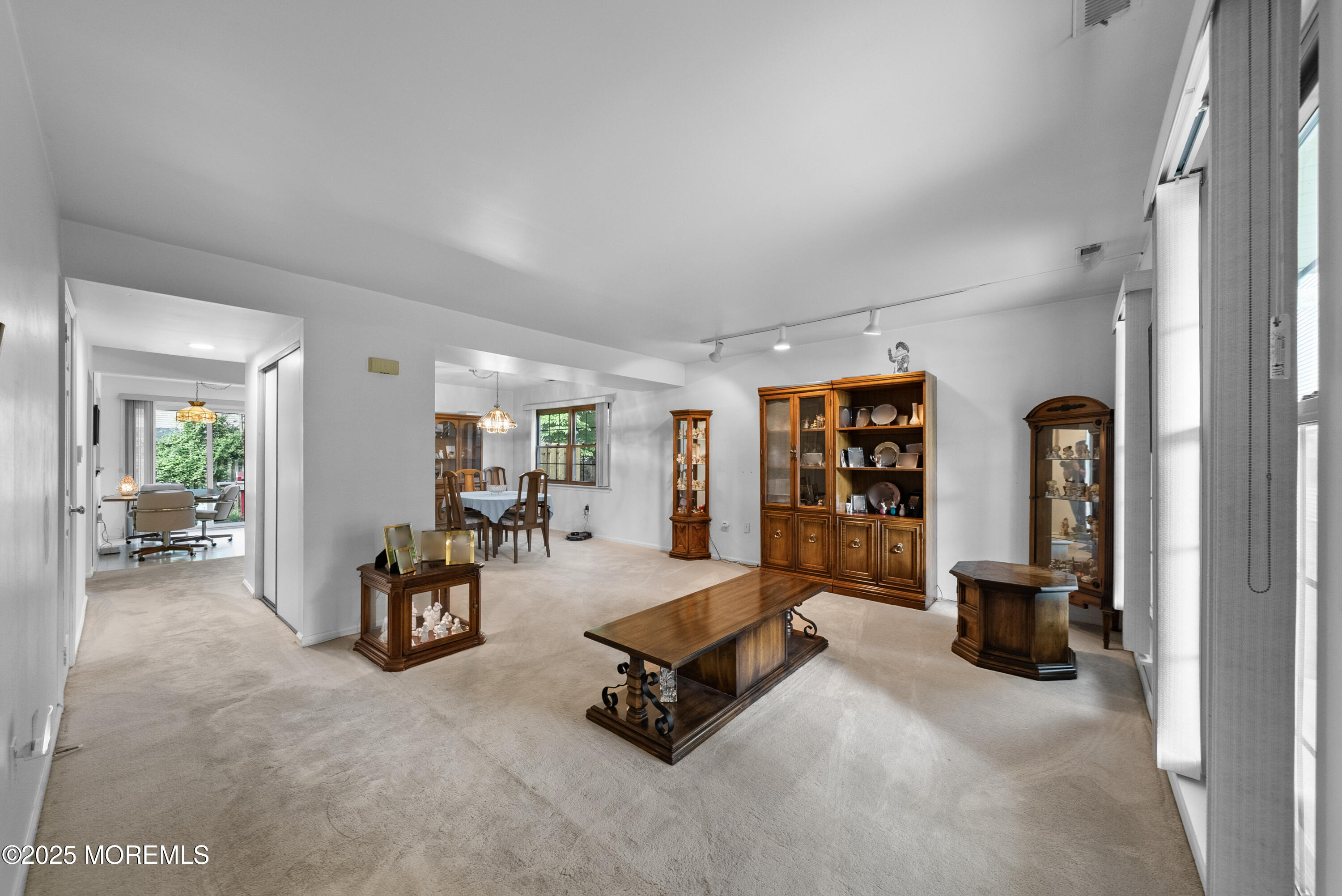 33 Wilson Court Image 3