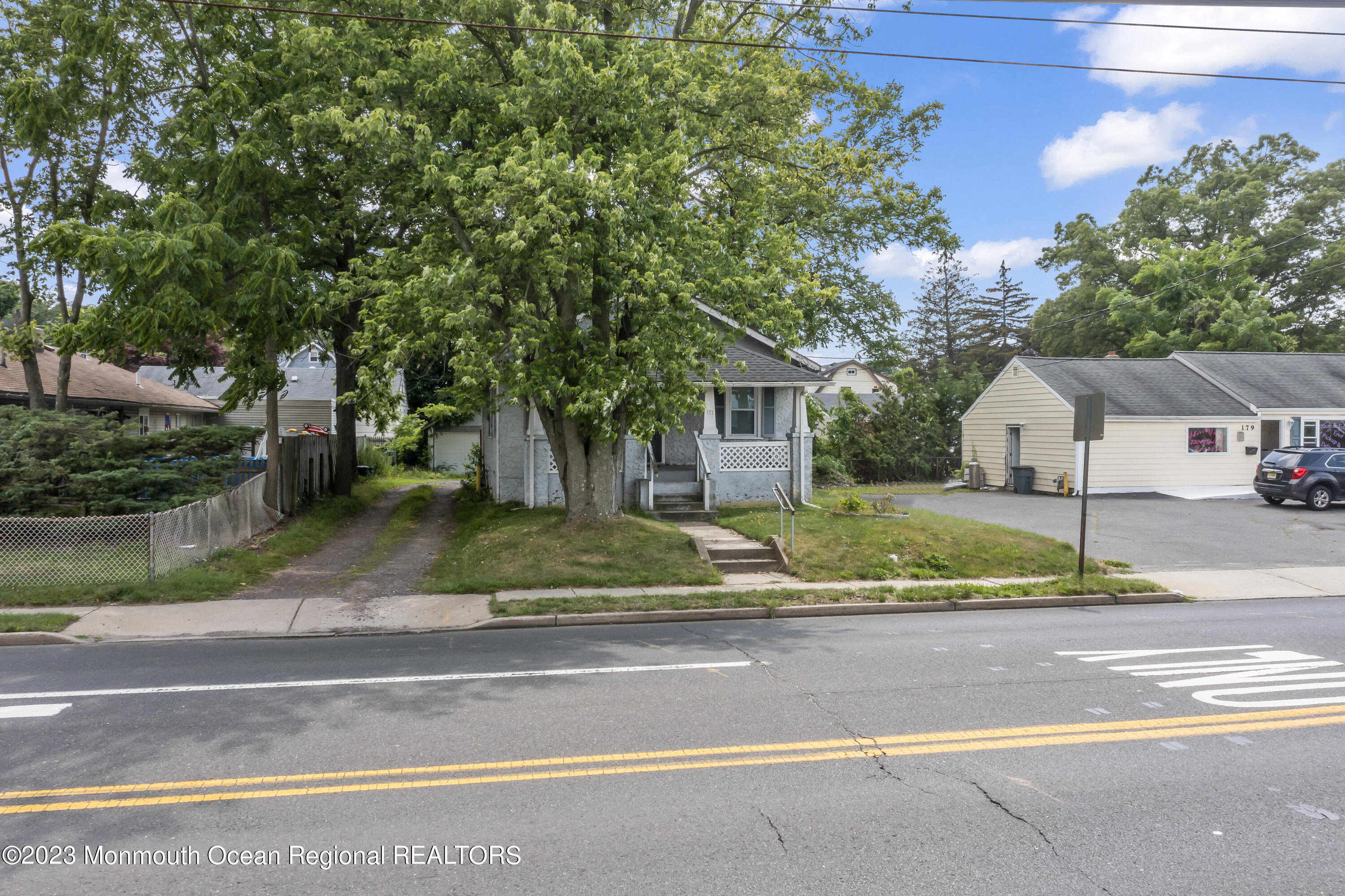 177 W Sylvania Avenue Image 2