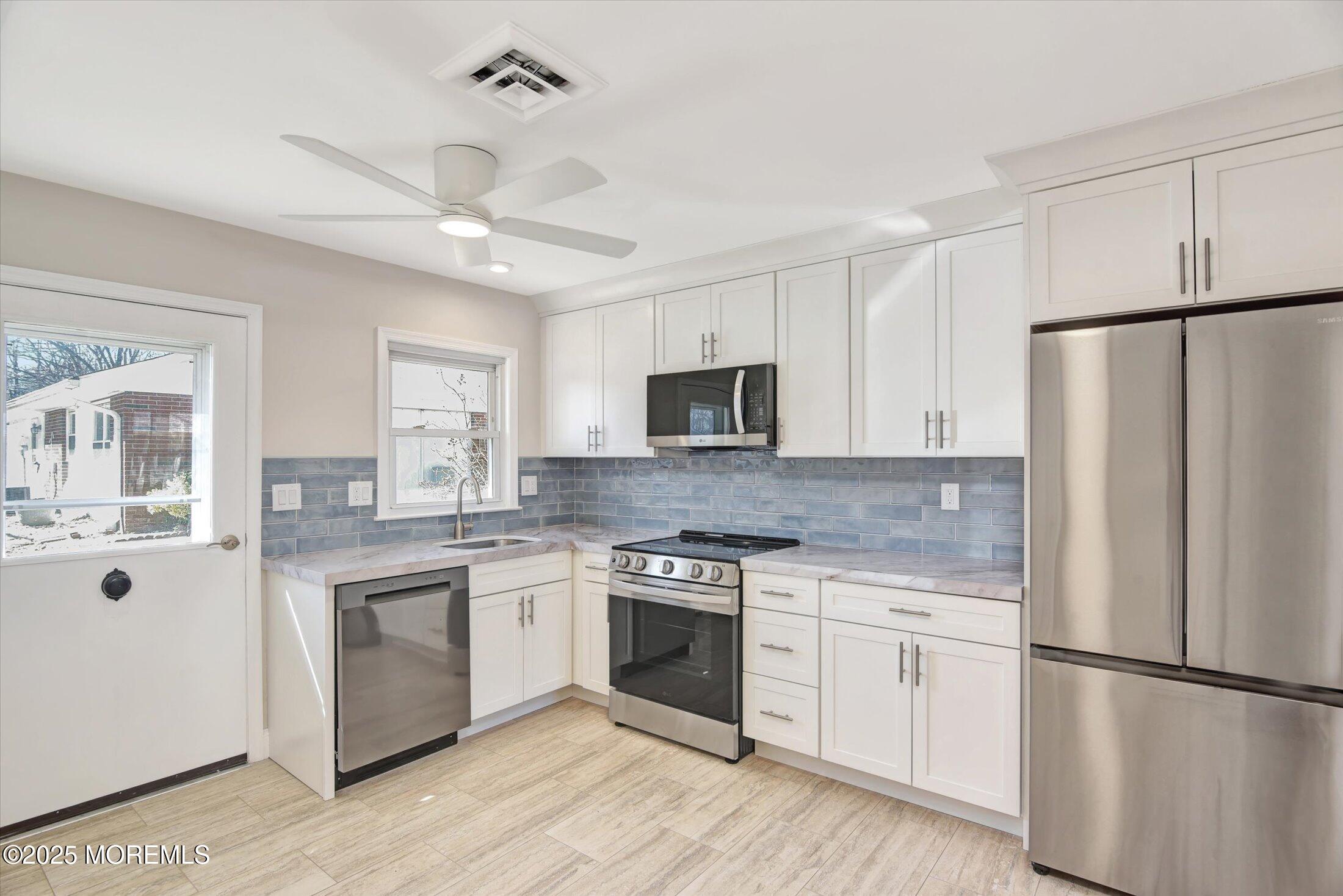 271B Kingston Court Image 4