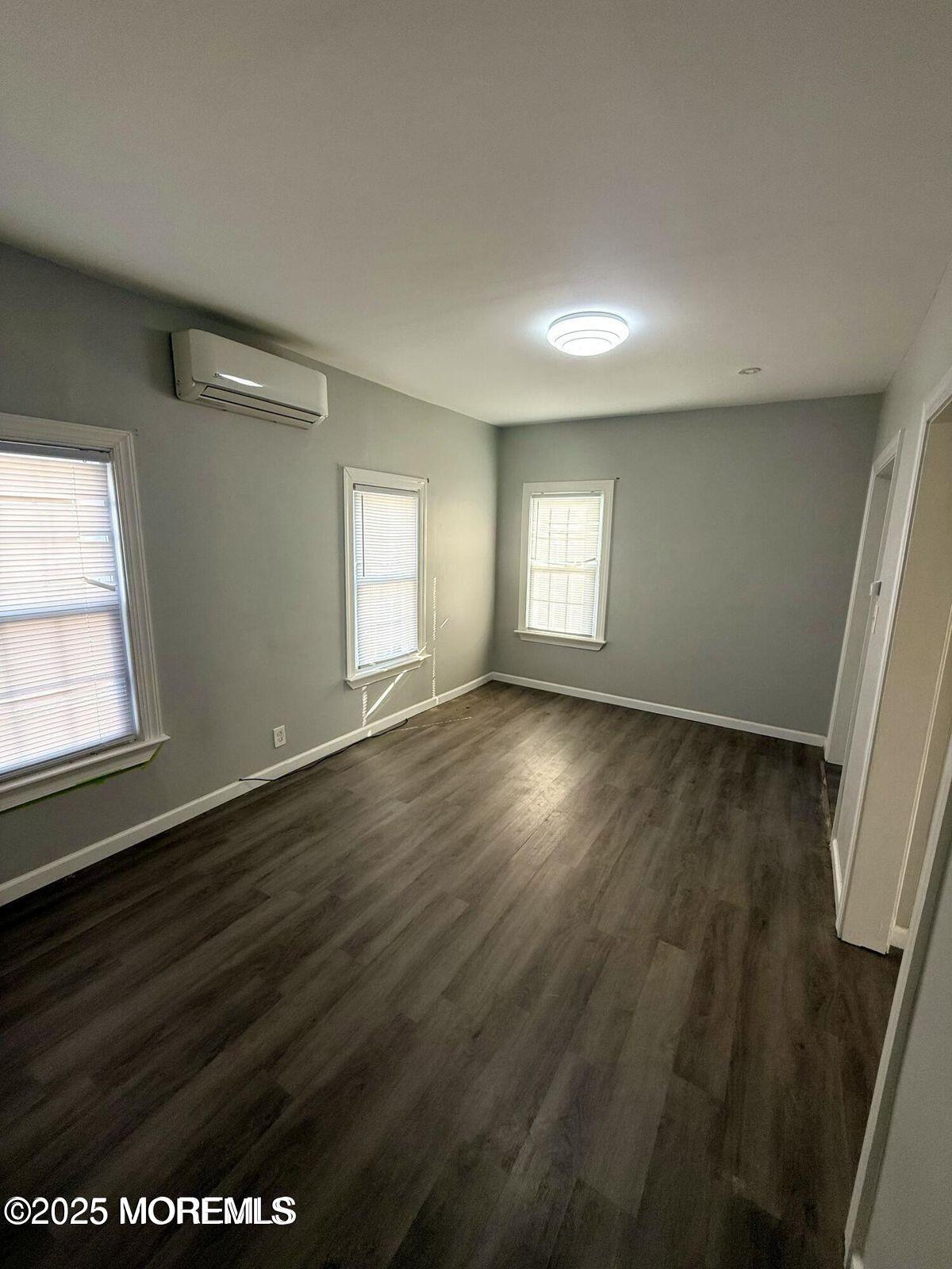 32 Crescent Street Image 4