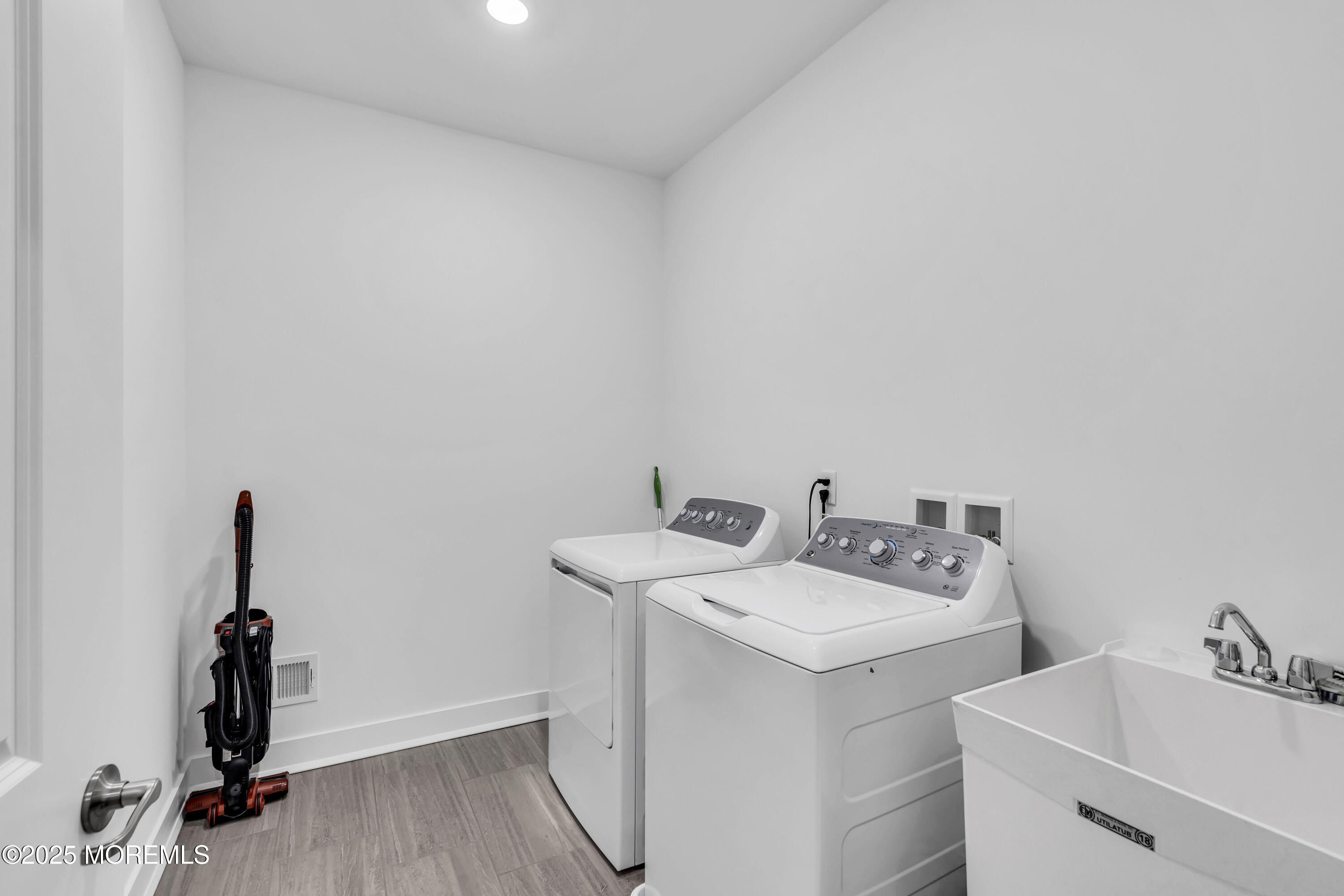 803 Aviator Avenue, Marlboro, NJ, 07746 image 23