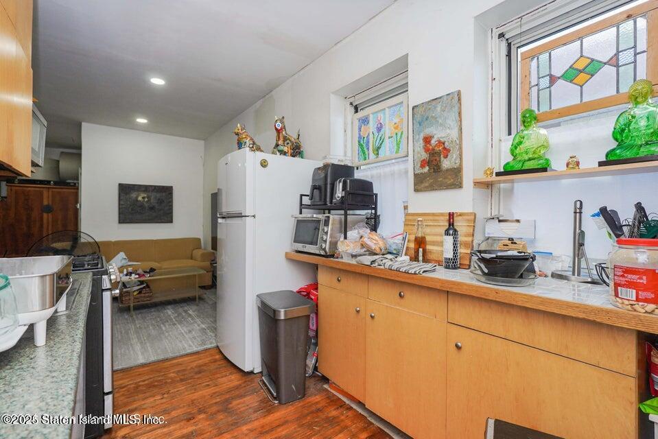305 Broadway, Staten Island, NY, 10310 image 13