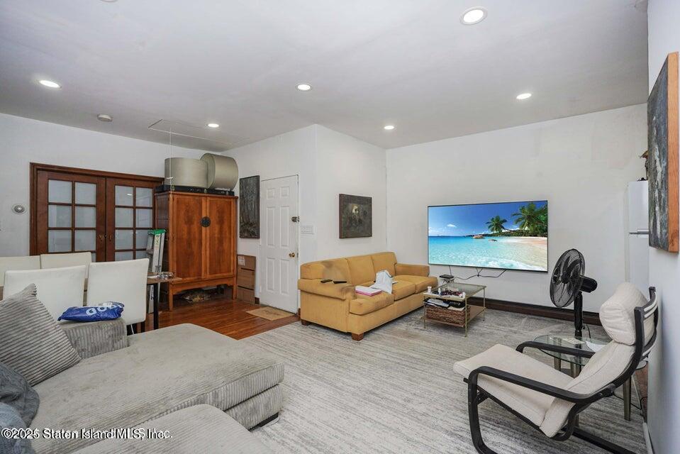 305 Broadway, Staten Island, NY, 10310 image 17