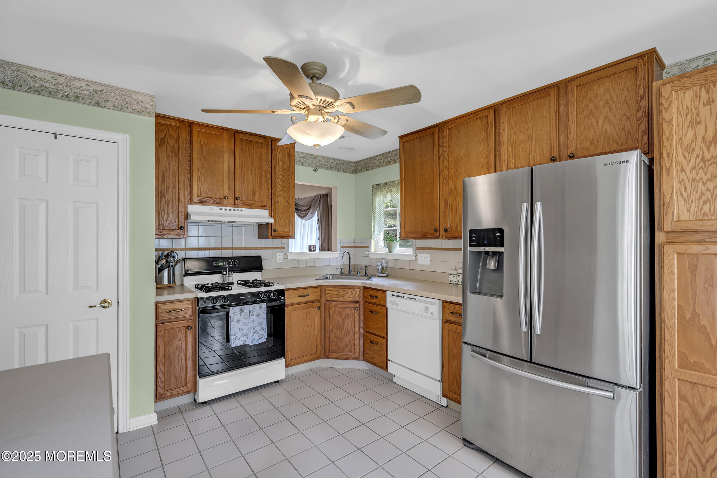 33 Strawberry Lane, Lakewood, NJ, 08701 image 12