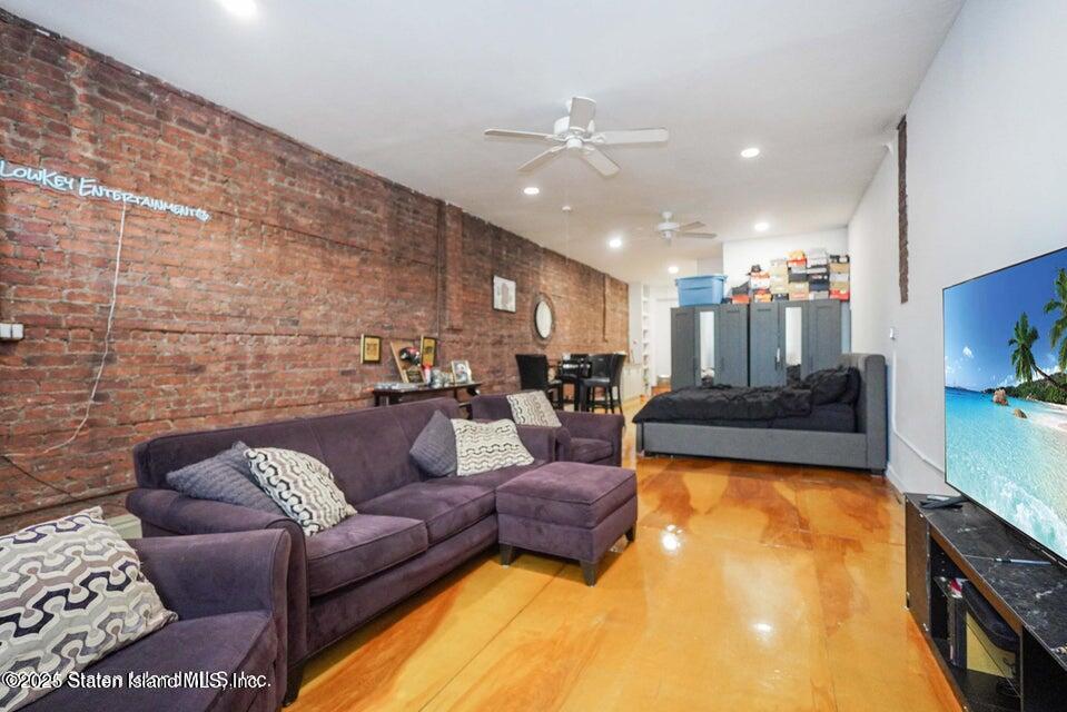 305 Broadway, Staten Island, NY, 10310 image 28