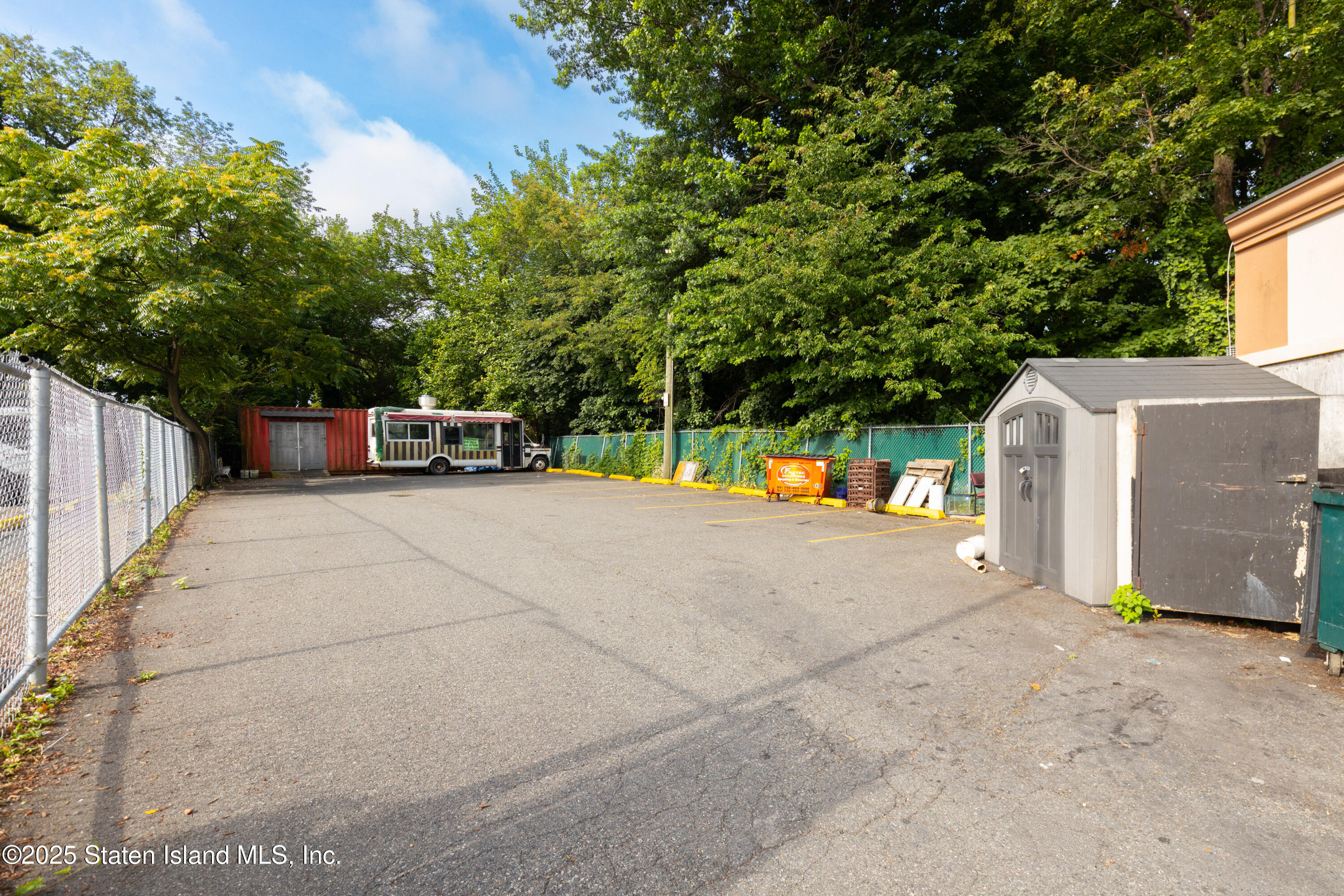 1686 Forest Avenue, Staten Island, NY, 10302 image 11