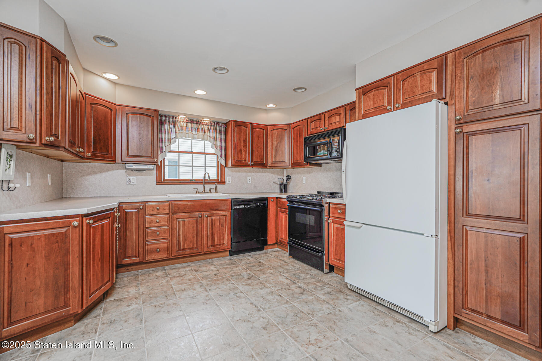 97 Kinghorn Street, Staten Island, NY, 10312 image 11