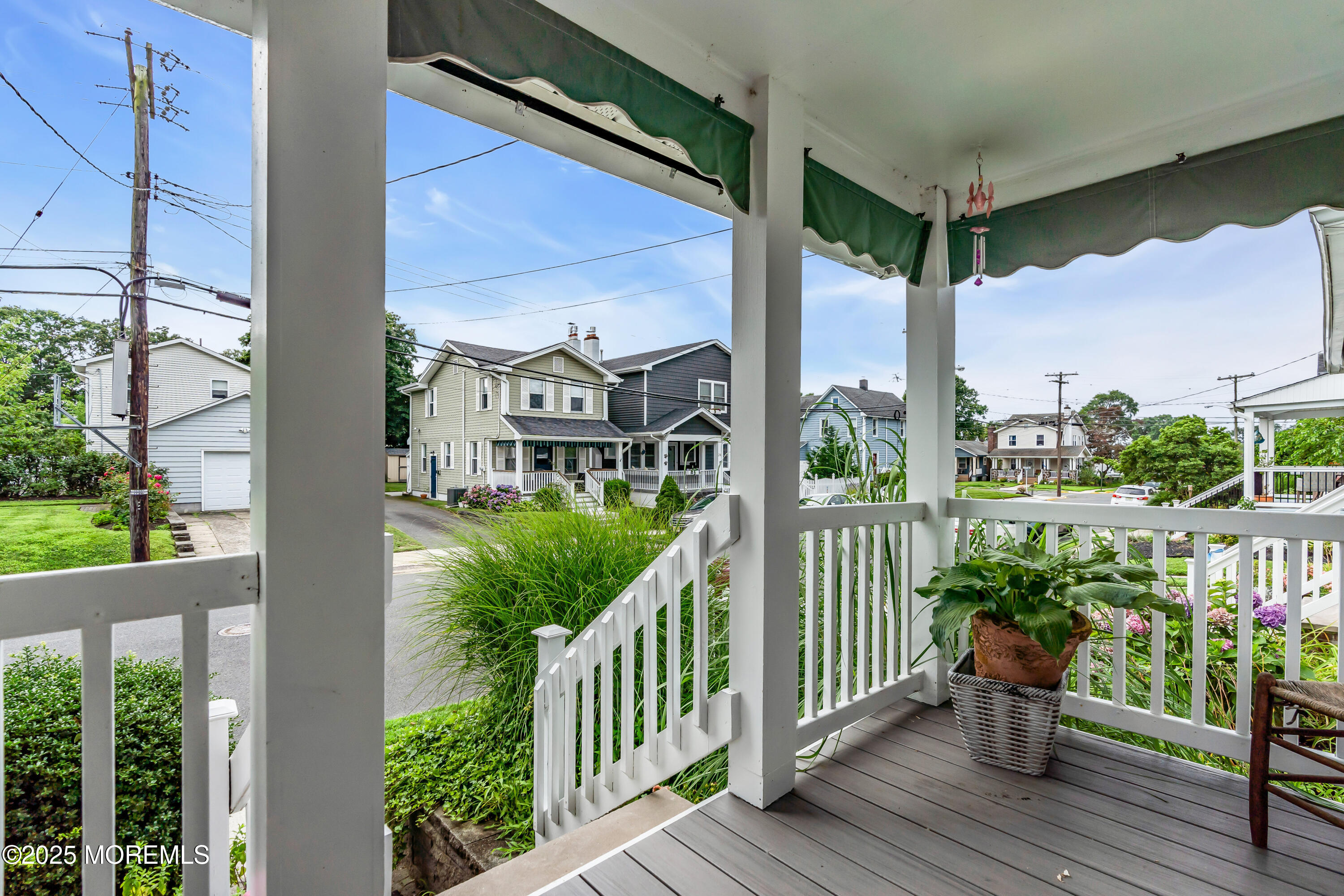 27 1/2 Atlantic Avenue Image 4