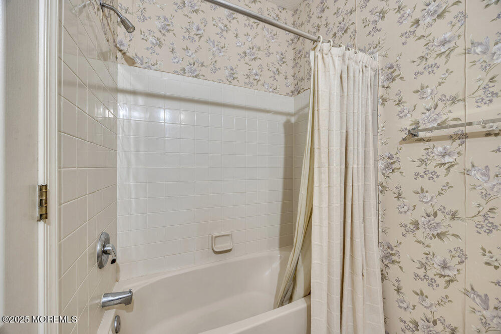 123 Golden Seasons Drive, Lakewood, NJ, 08701 image 22