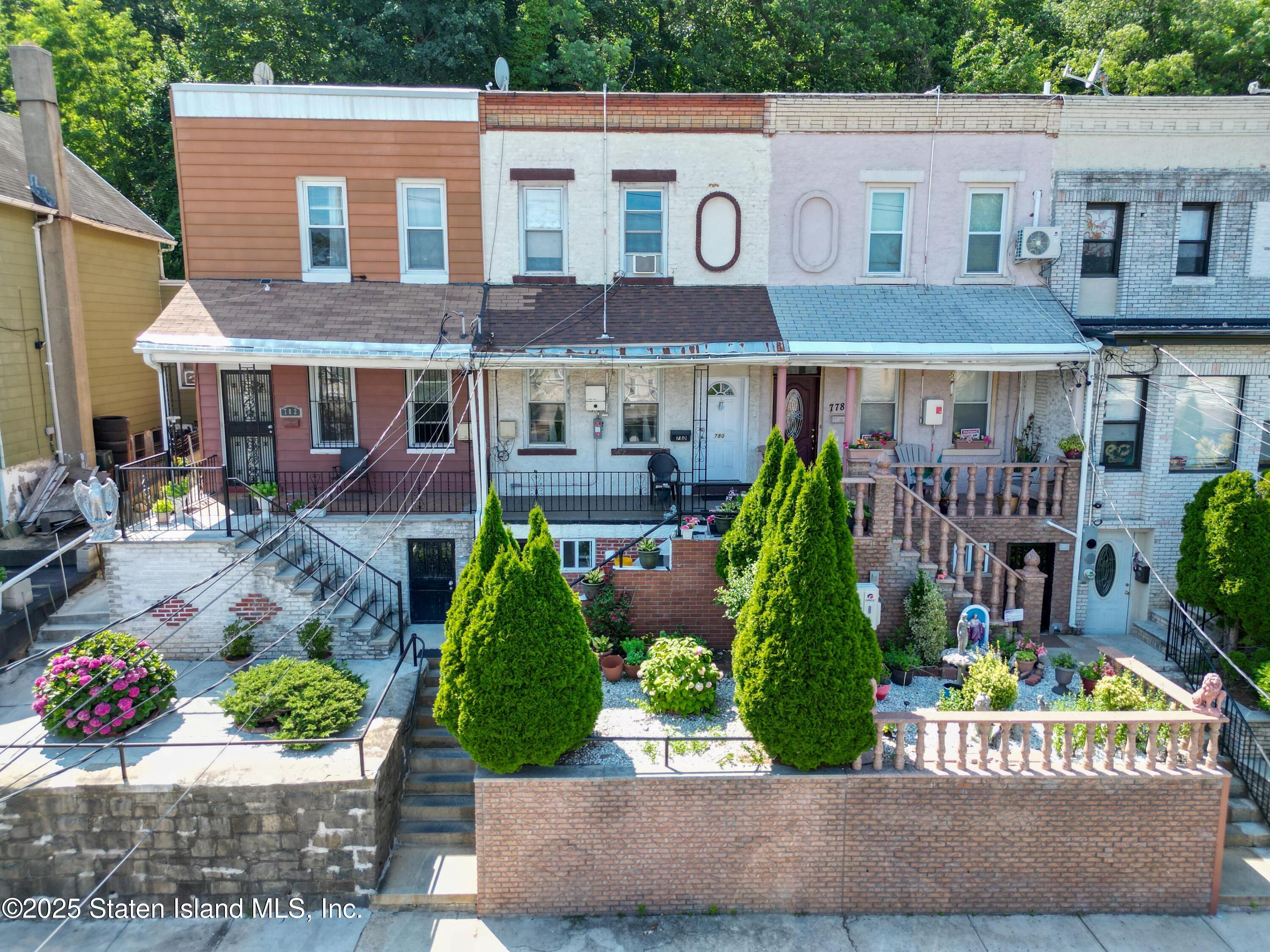 780 Van Duzer Street, Staten Island, NY, 10304
