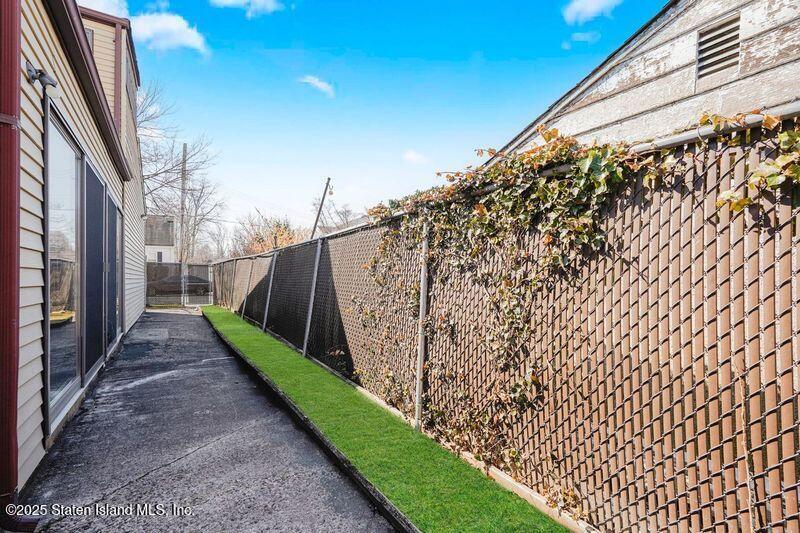 290 Woolley Avenue, Staten Island, NY, 10314 image 23