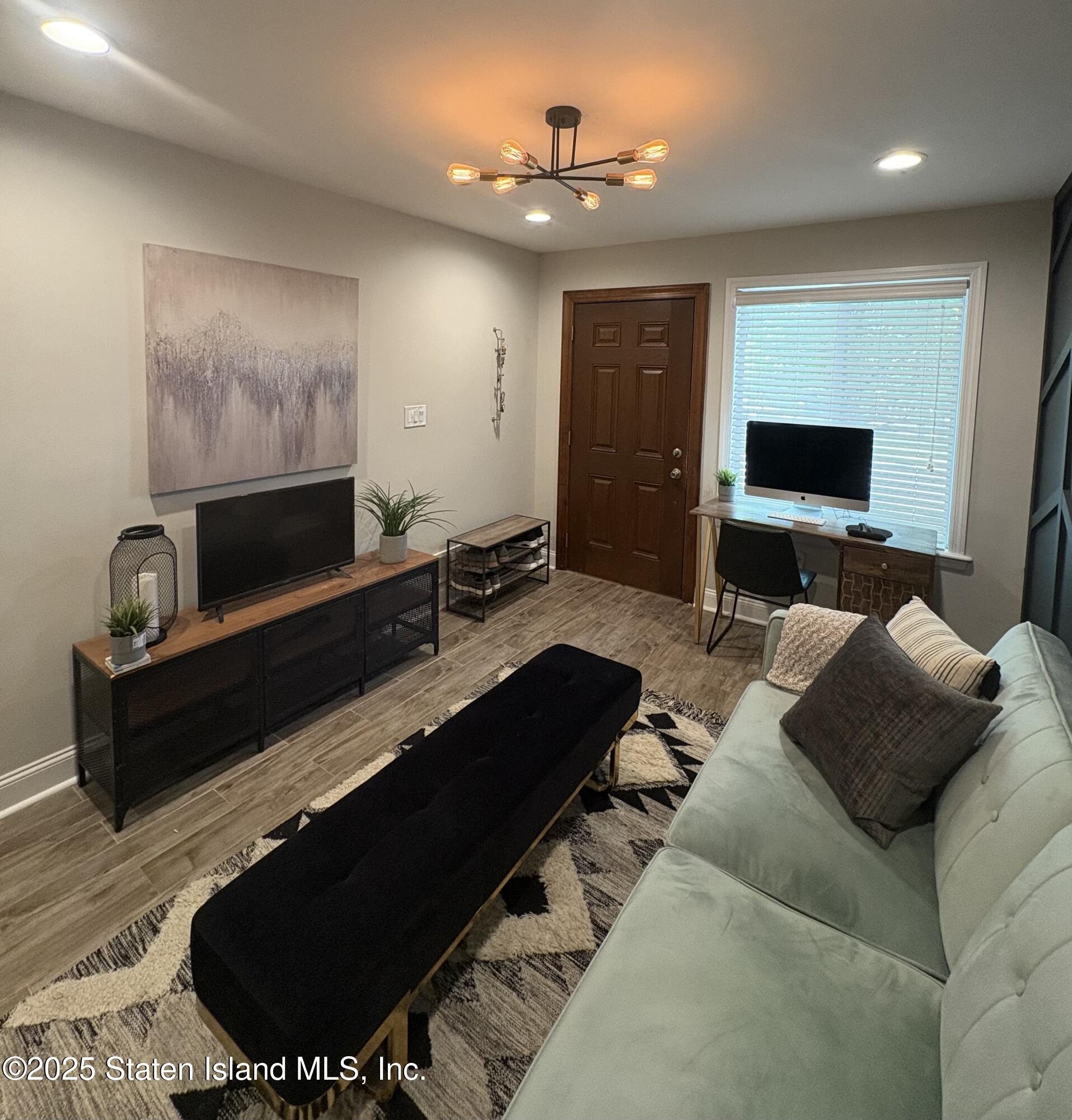 159 Aspen Knolls Way Image 2